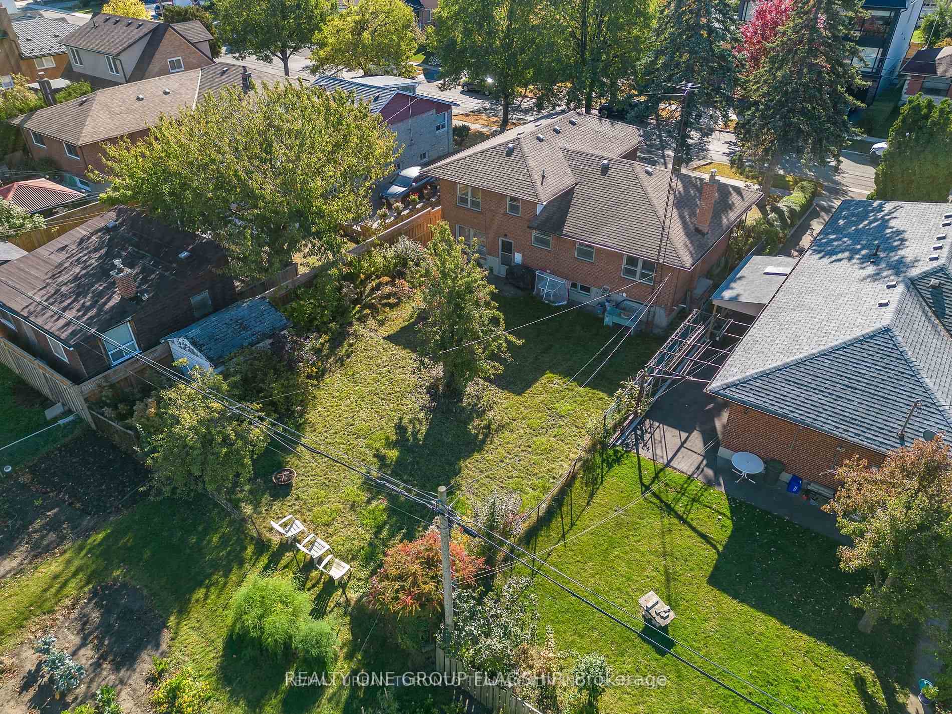 Photo 13 of 360A Melrose Street, Etobicoke, Mimico — HOMEH