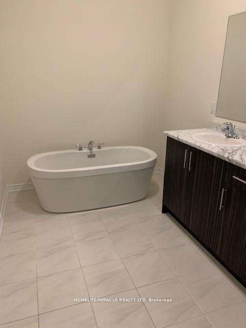 Photo 15 of 72 Coolhurst Avenue, Brampton, Northwest Brampton — HOMEH