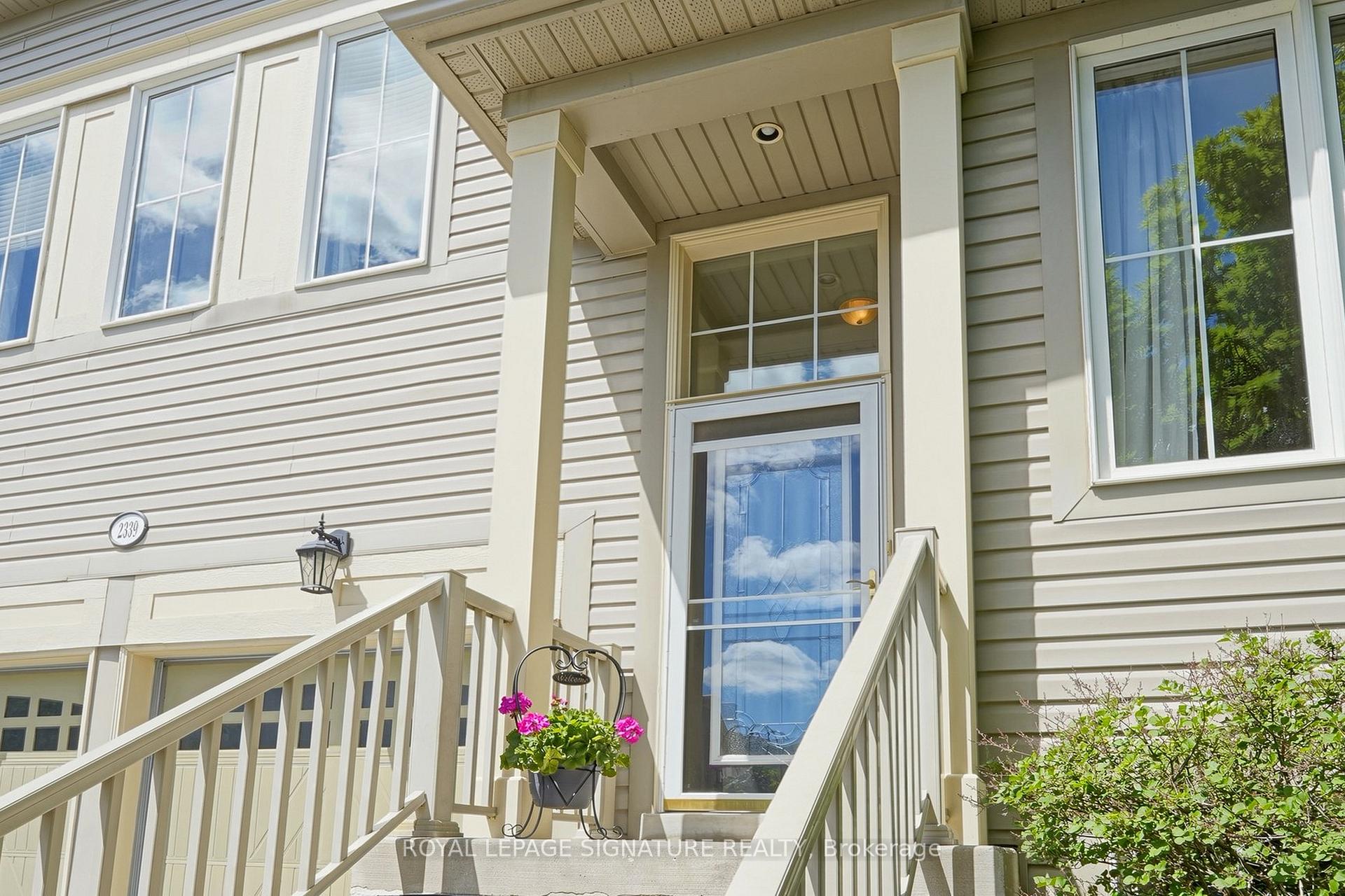 Photo 4 of 2339 Pilgrim Square, Oshawa, Windfields — HOMEH