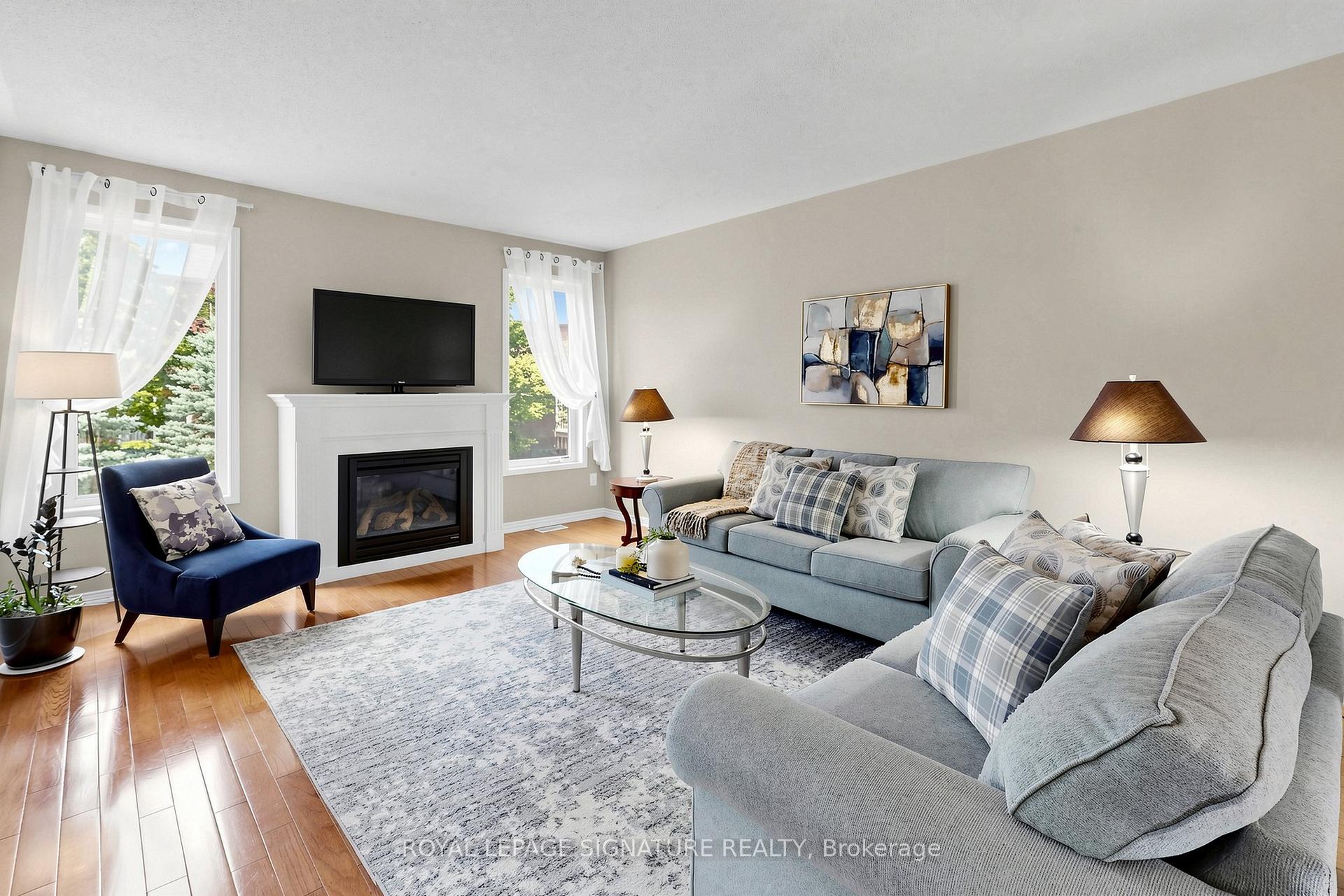 Photo 13 of 2339 Pilgrim Square, Oshawa, Windfields — HOMEH