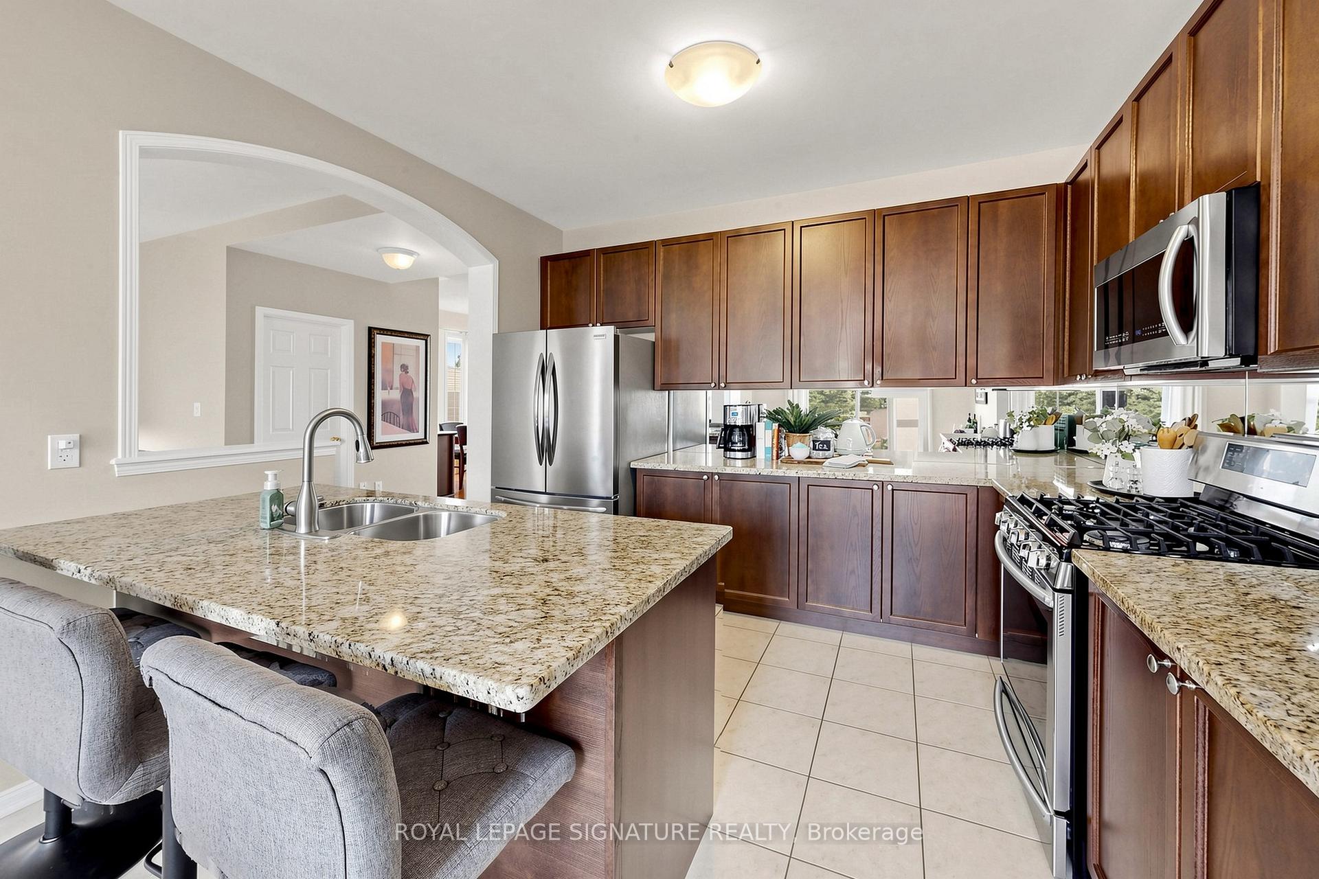Photo 19 of 2339 Pilgrim Square, Oshawa, Windfields — HOMEH