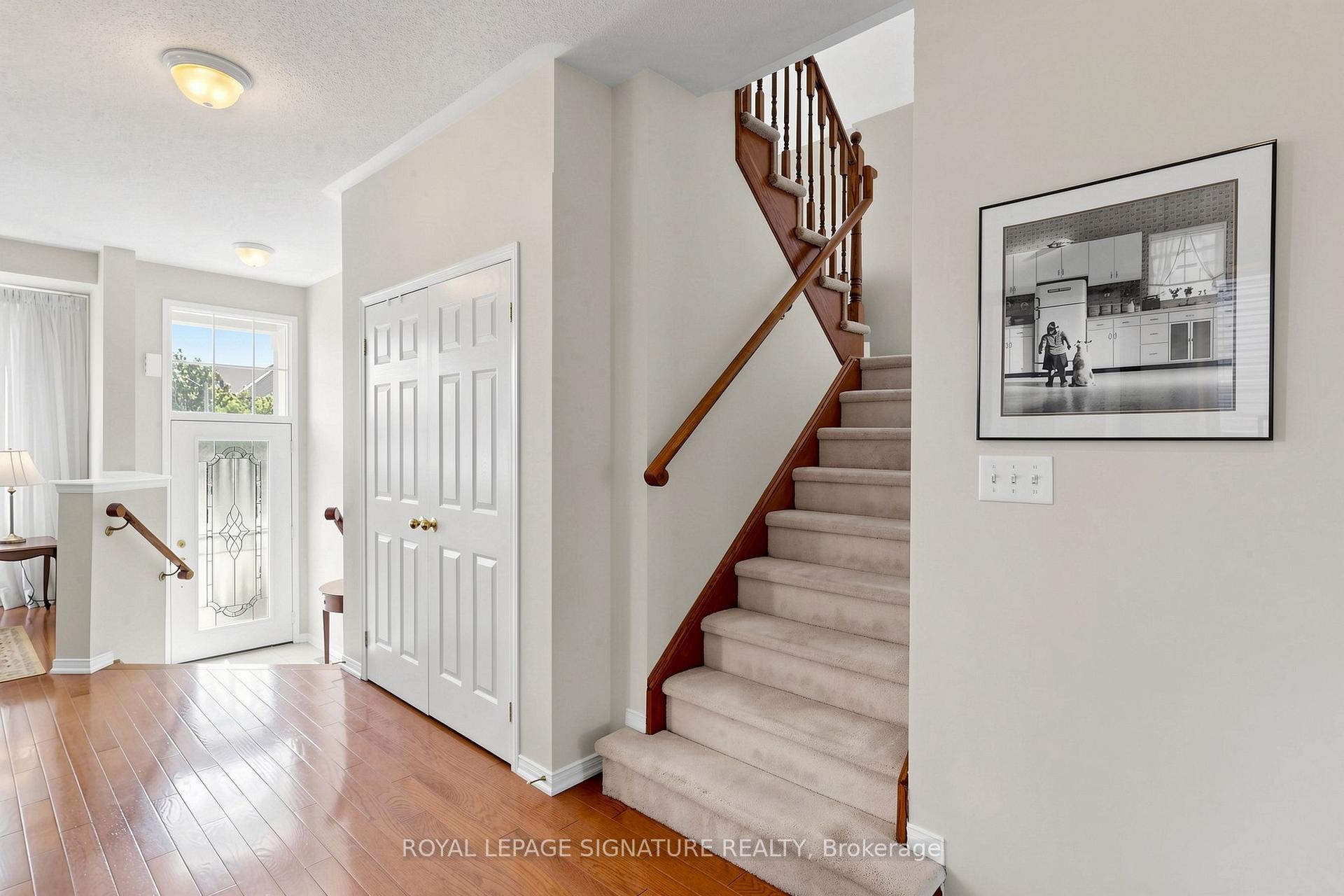Photo 25 of 2339 Pilgrim Square, Oshawa, Windfields — HOMEH