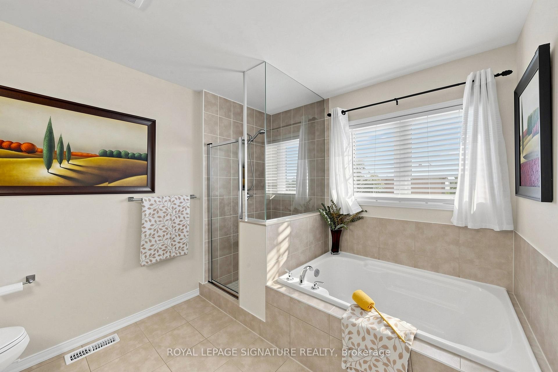 Photo 37 of 2339 Pilgrim Square, Oshawa, Windfields — HOMEH