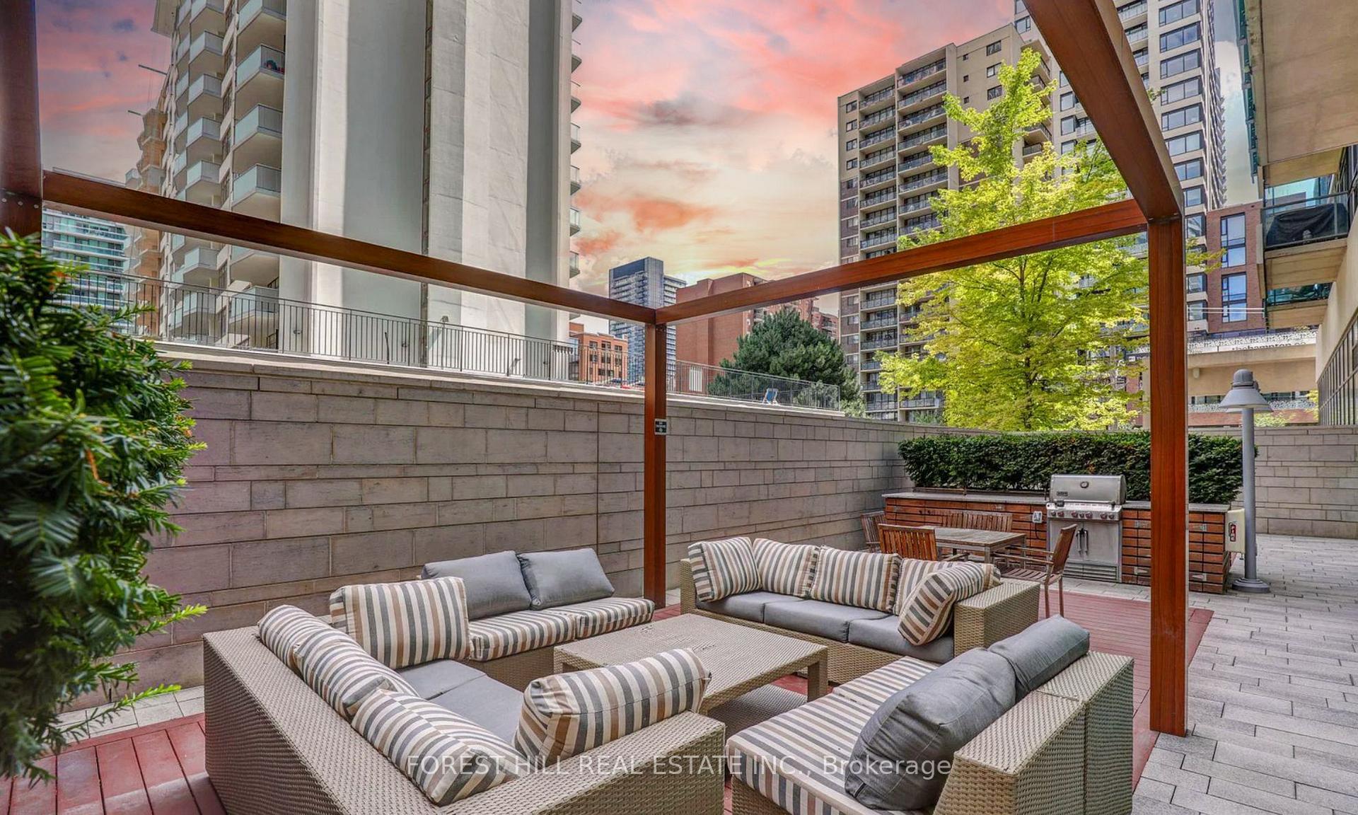 Photo 24 of Unit 1821, 70 Roehampton Avenue, Toronto, Mount Pleasant West — HOMEH