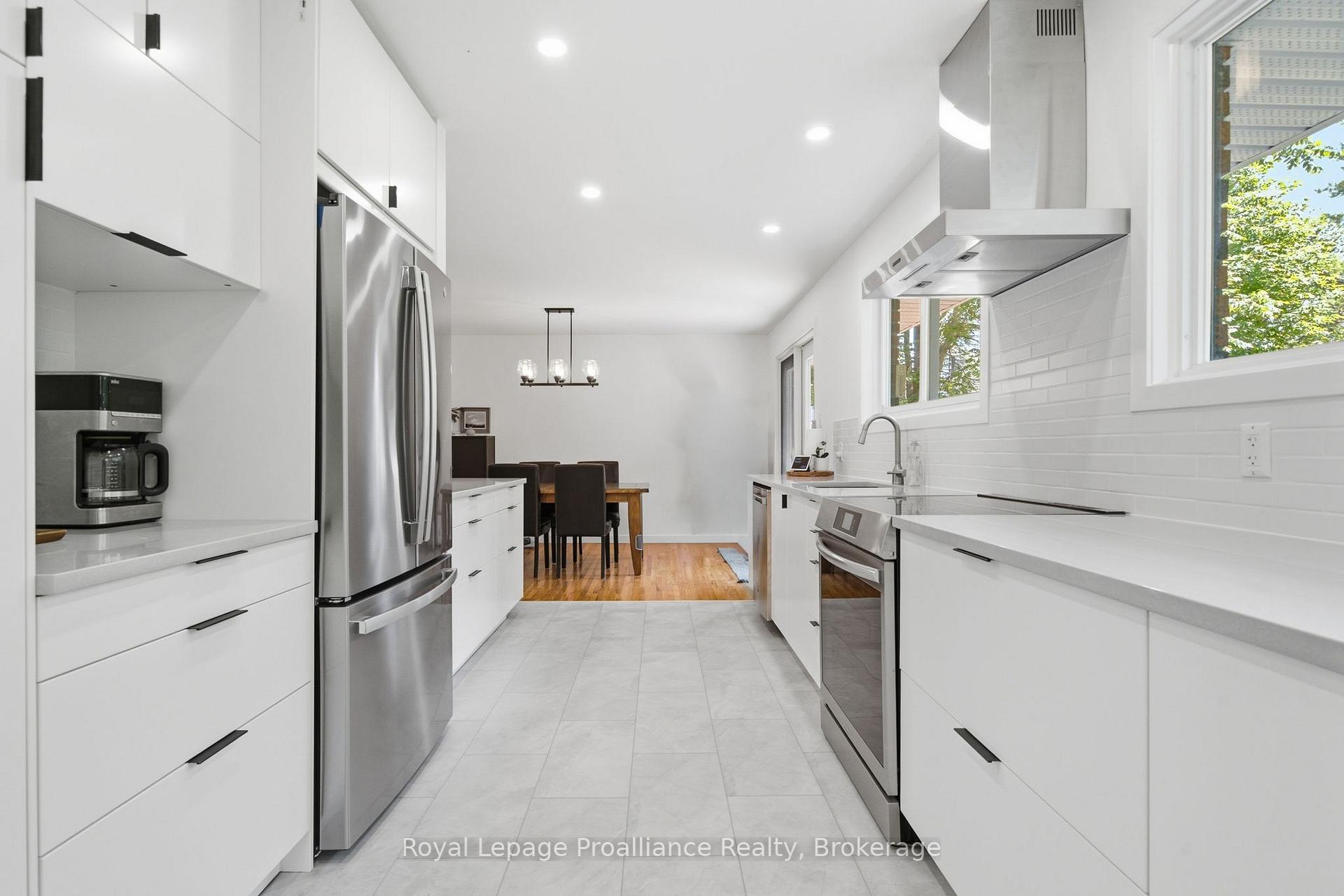 Photo 8 of 41 Walter Avenue, Quinte West, Murray Ward — HOMEH