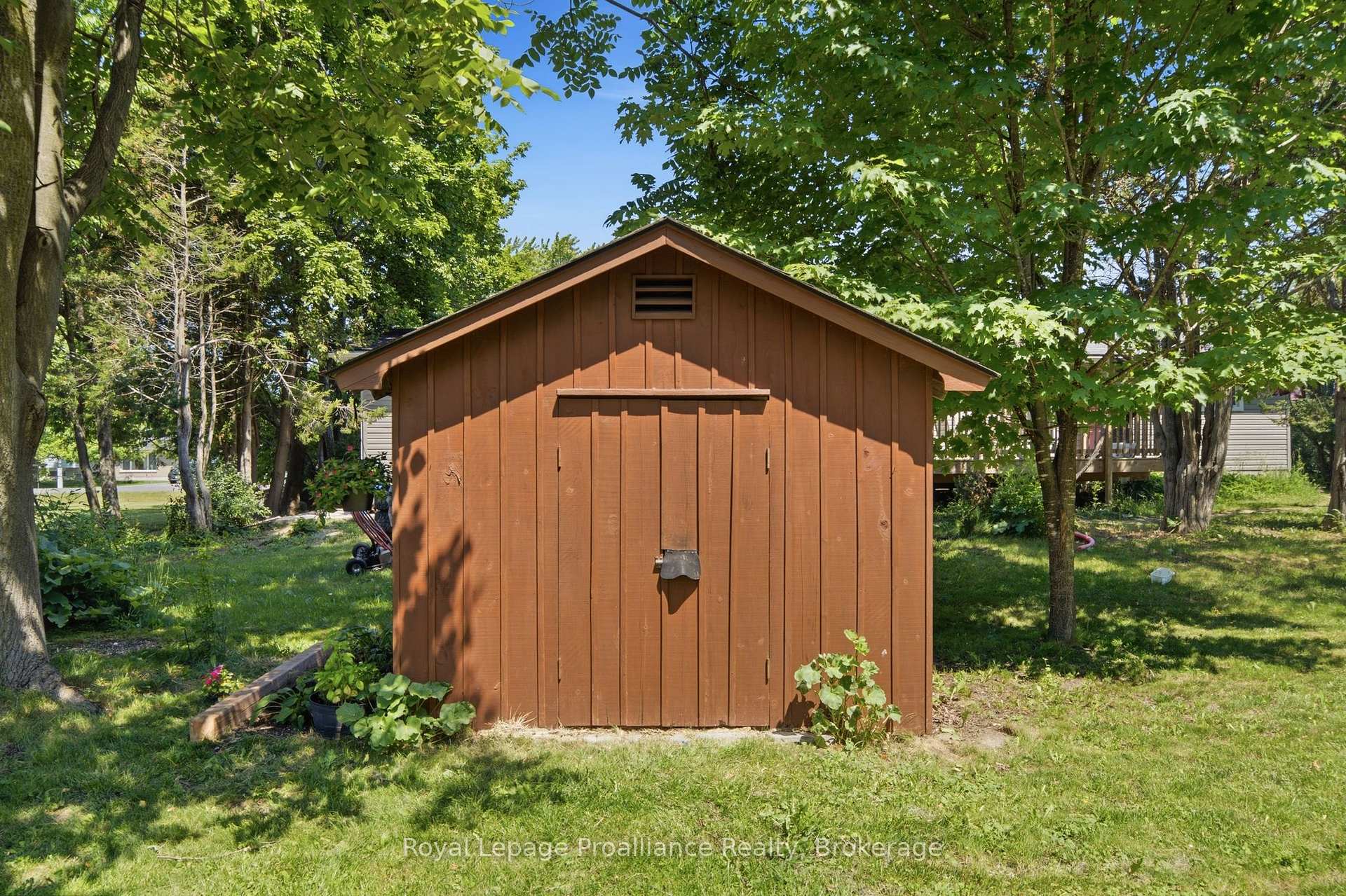 Photo 42 of 41 Walter Avenue, Quinte West, Murray Ward — HOMEH