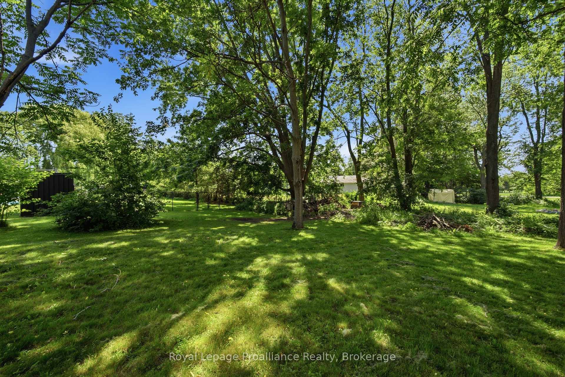 Photo 44 of 41 Walter Avenue, Quinte West, Murray Ward — HOMEH