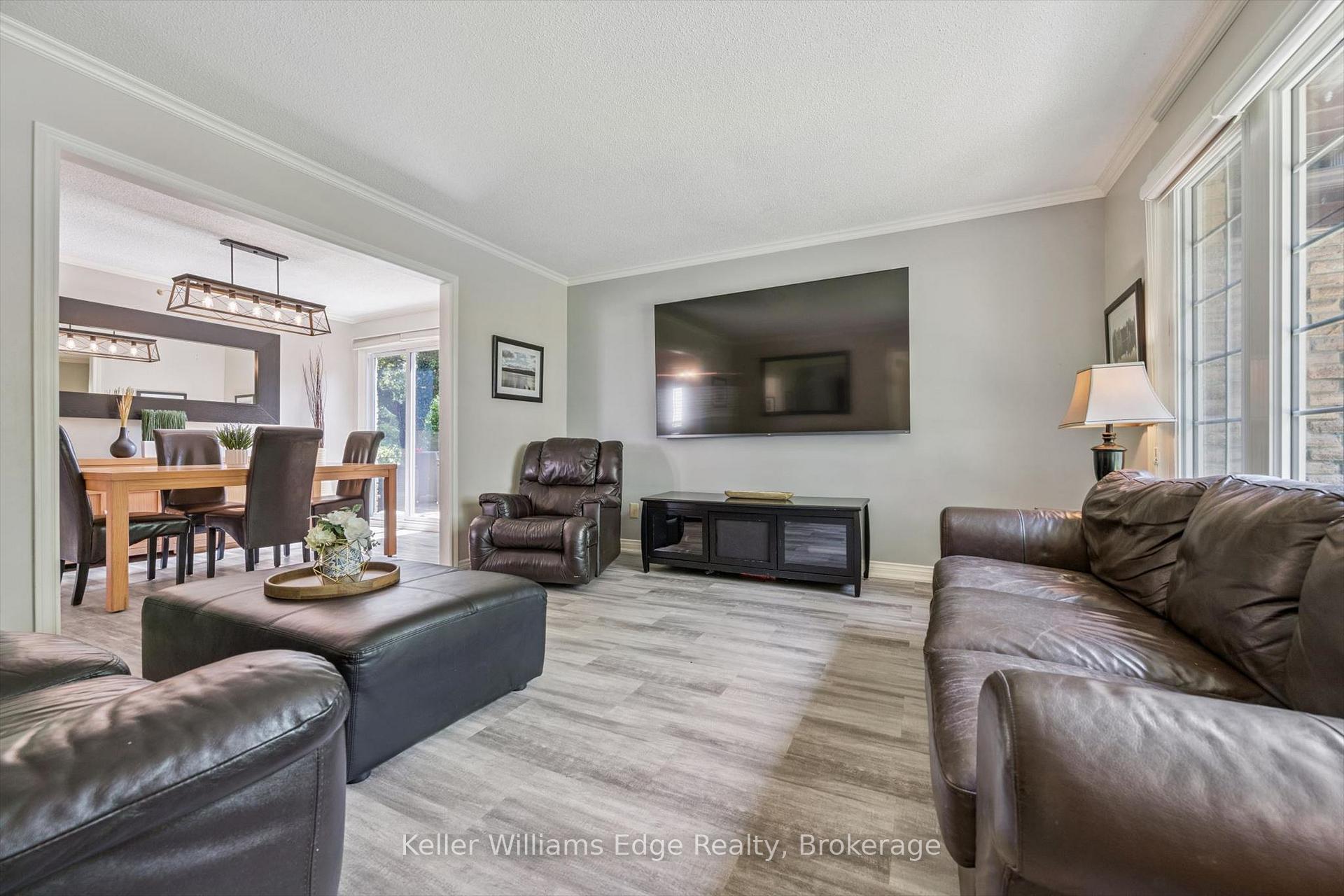 Photo 6 of 475 Vanguard Crescent, Oakville, West — HOMEH