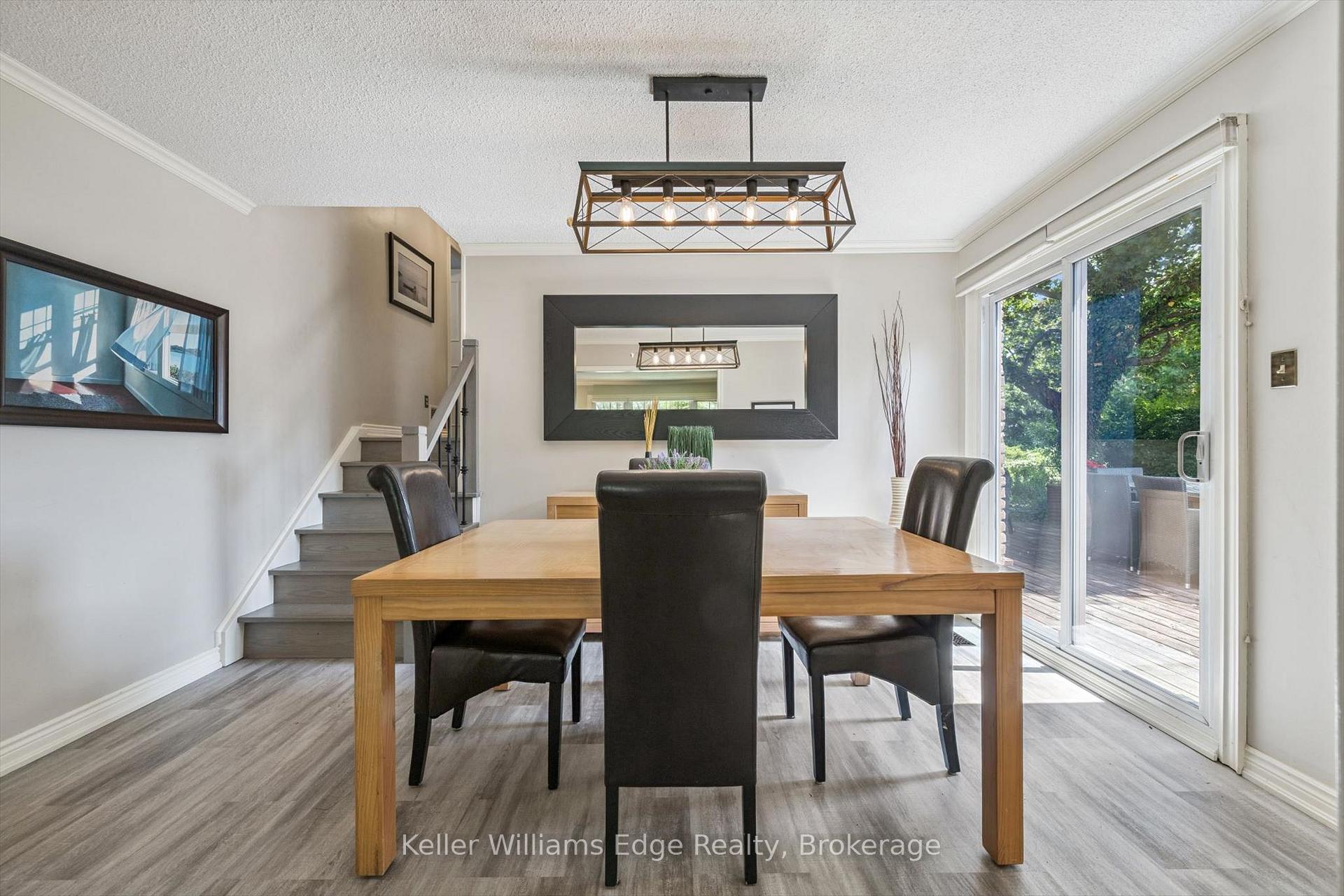 Photo 10 of 475 Vanguard Crescent, Oakville, West — HOMEH