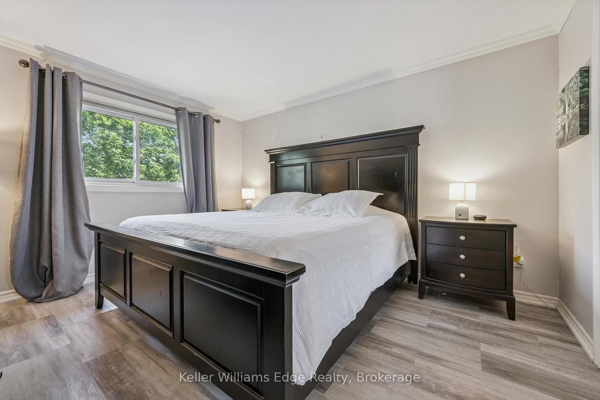 Photo 15 of 475 Vanguard Crescent, Oakville, West — HOMEH