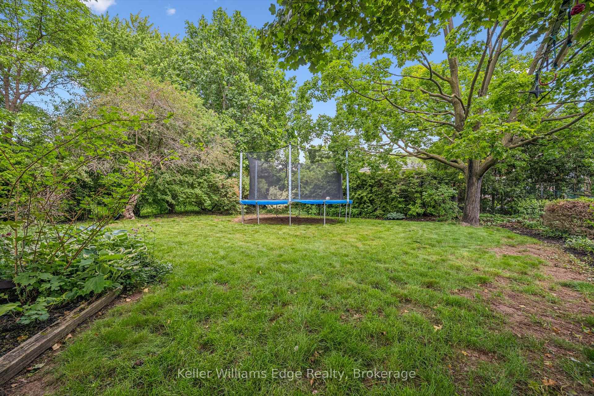 Photo 34 of 475 Vanguard Crescent, Oakville, West — HOMEH