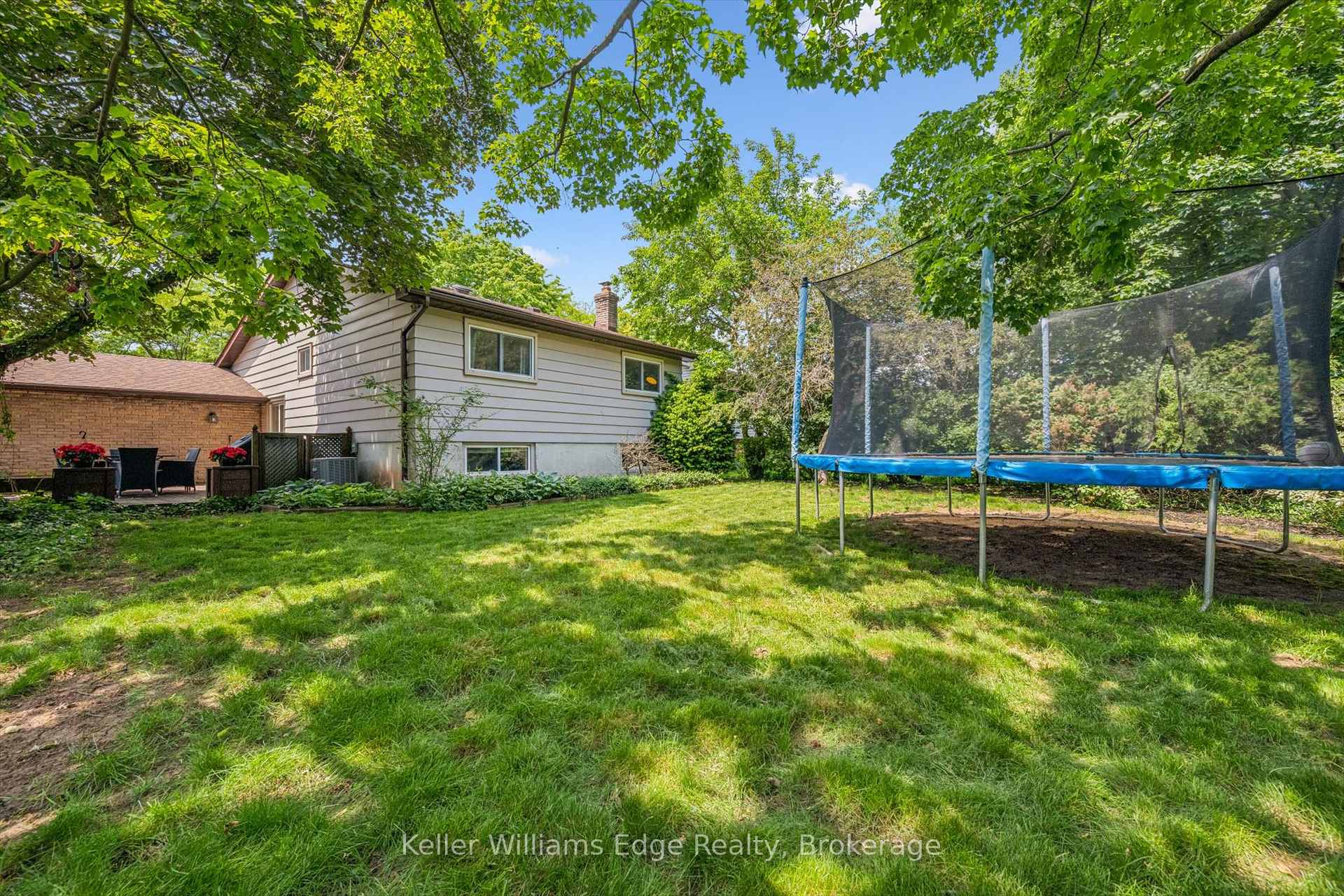 Photo 35 of 475 Vanguard Crescent, Oakville, West — HOMEH