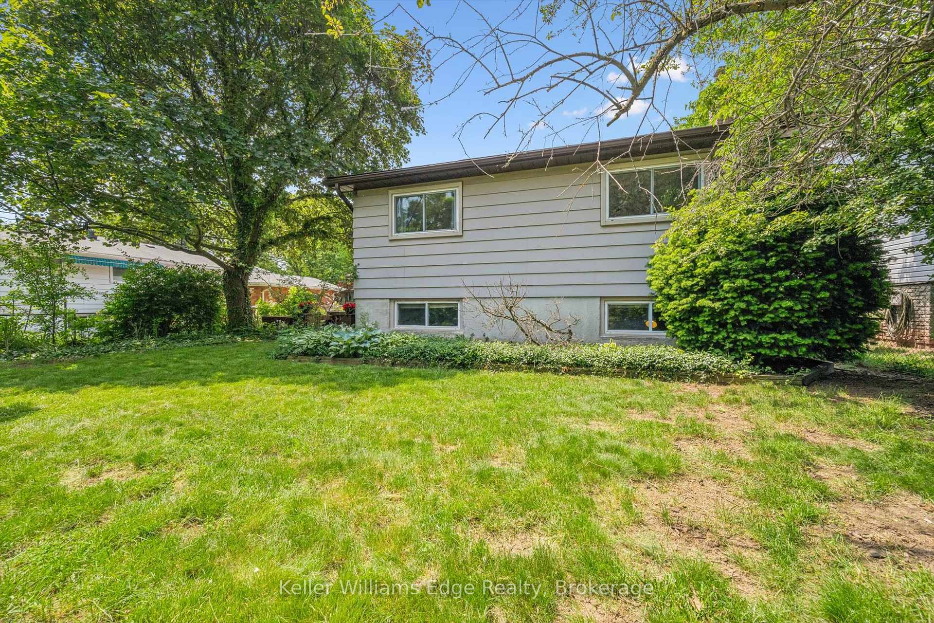 Photo 36 of 475 Vanguard Crescent, Oakville, West — HOMEH