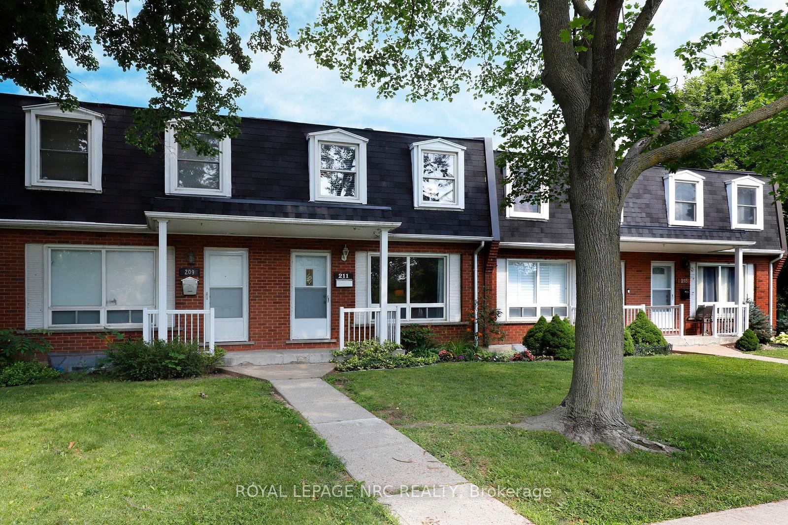 Photo 1 of Unit 6, 211 Lake Avenue N, Hamilton, Riverdale — HOMEH