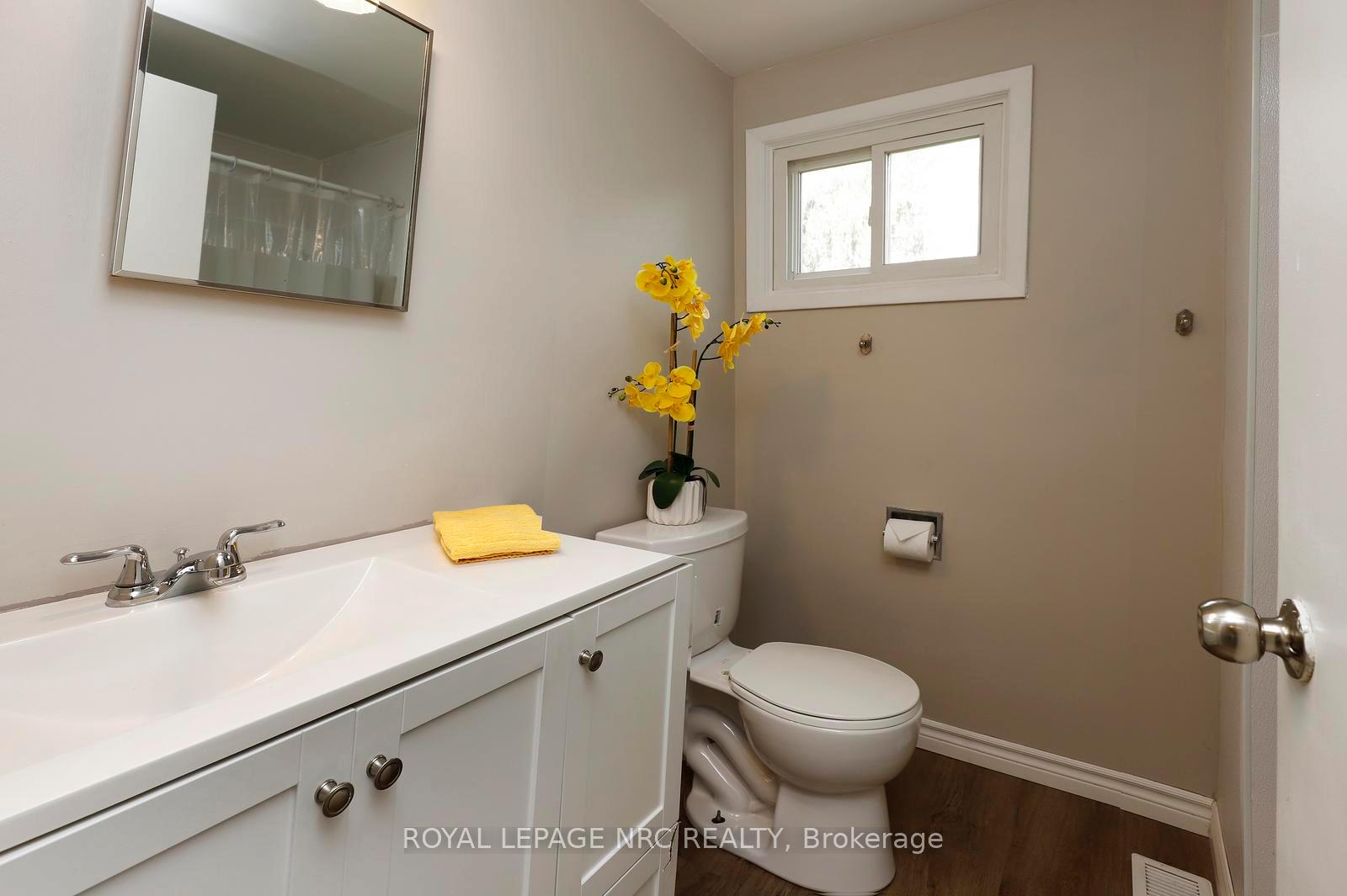 Photo 20 of Unit 6, 211 Lake Avenue N, Hamilton, Riverdale — HOMEH