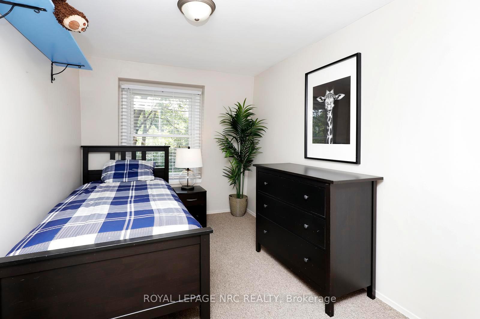 Photo 23 of Unit 6, 211 Lake Avenue N, Hamilton, Riverdale — HOMEH