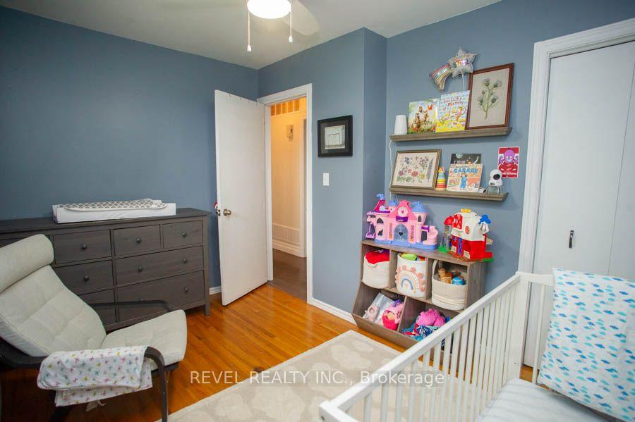 Photo 18 of 41 Pinehill Drive, Brantford, Oakhill Dr — HOMEH