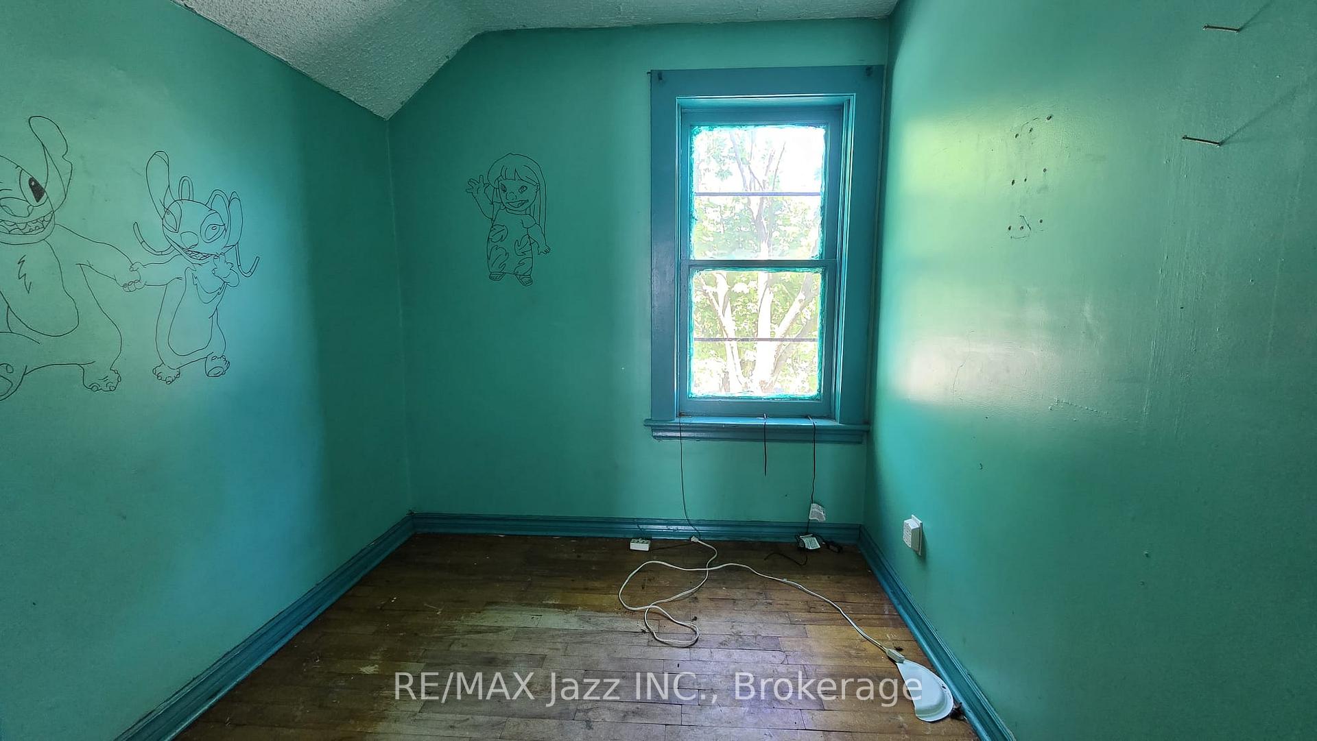 Photo 14 of 629 Brown Street, Peterborough, Otonabee Ward 1 — HOMEH