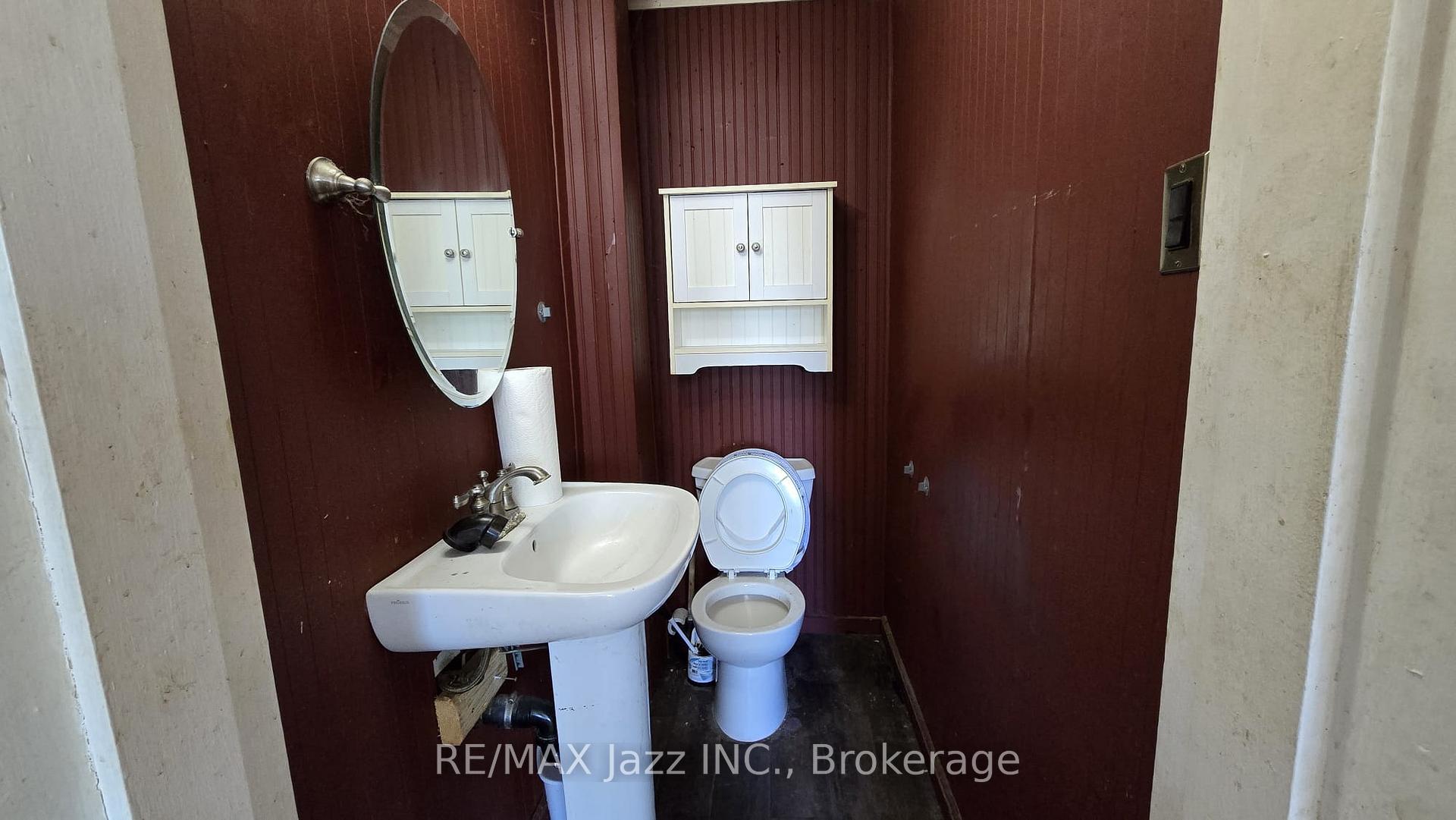 Photo 15 of 629 Brown Street, Peterborough, Otonabee Ward 1 — HOMEH