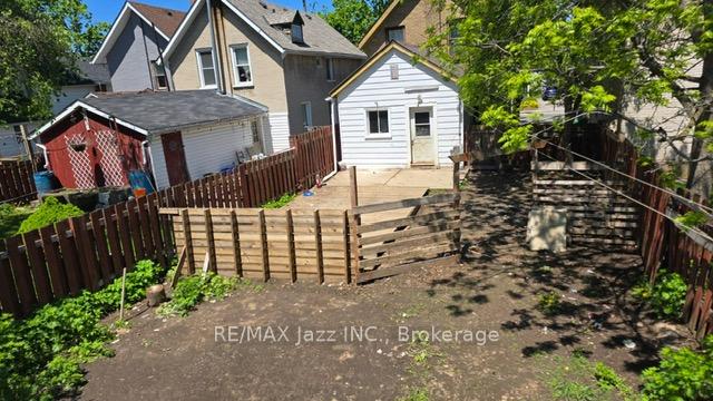 Photo 18 of 629 Brown Street, Peterborough, Otonabee Ward 1 — HOMEH