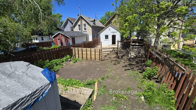 Photo 19 of 629 Brown Street, Peterborough, Otonabee Ward 1 — HOMEH