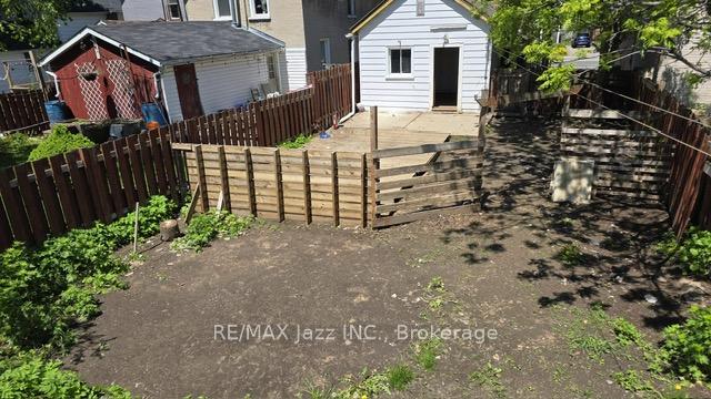 Photo 22 of 629 Brown Street, Peterborough, Otonabee Ward 1 — HOMEH