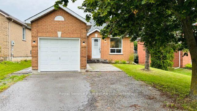 Photo 40 of 228 Towerhill Road, Peterborough, Northcrest Ward 5 — HOMEH