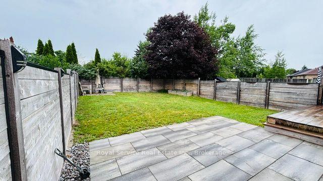 Photo 45 of 228 Towerhill Road, Peterborough, Northcrest Ward 5 — HOMEH