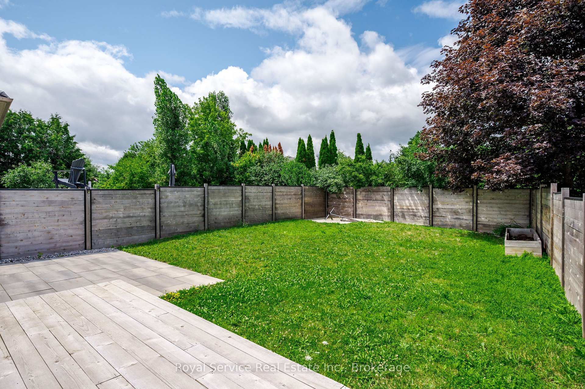 Photo 37 of 228 Towerhill Road, Peterborough, Northcrest Ward 5 — HOMEH
