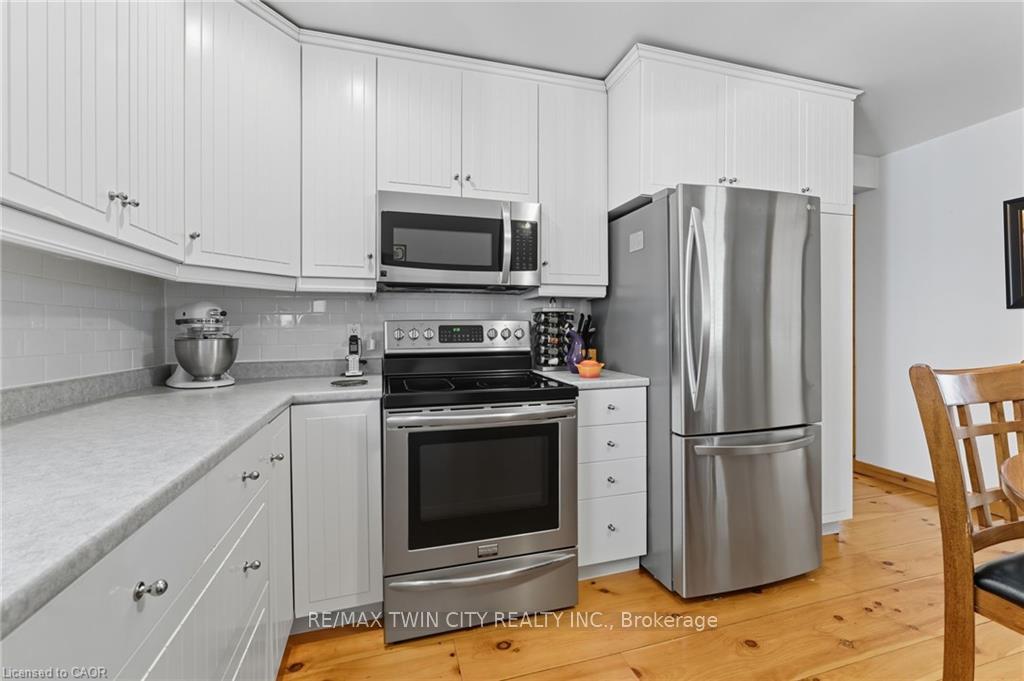 Photo 9 of 394 Bishopsgate Road, Brant, Paris — HOMEH