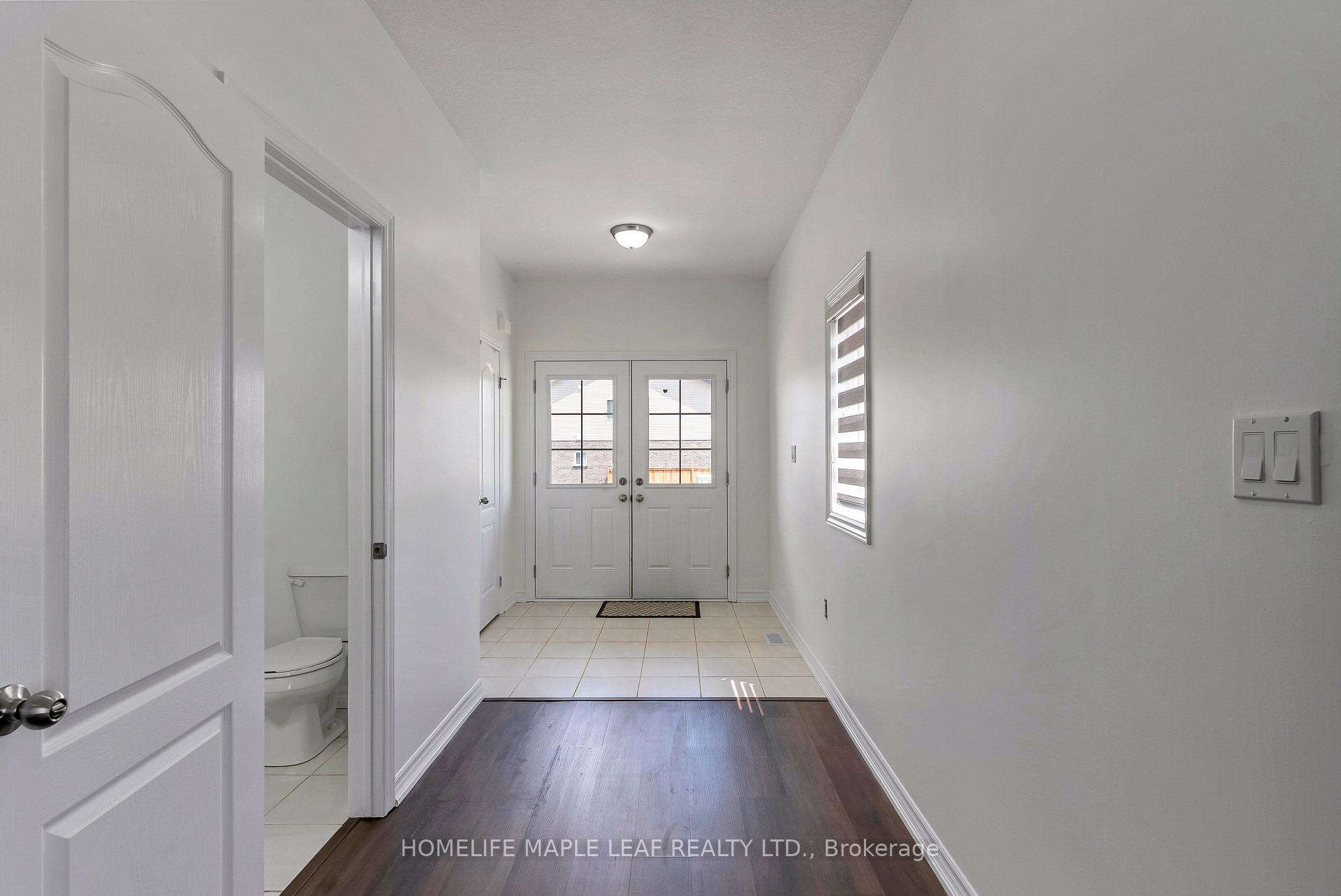 Photo 6 of 2751 Oriole Drive, London, South U — HOMEH