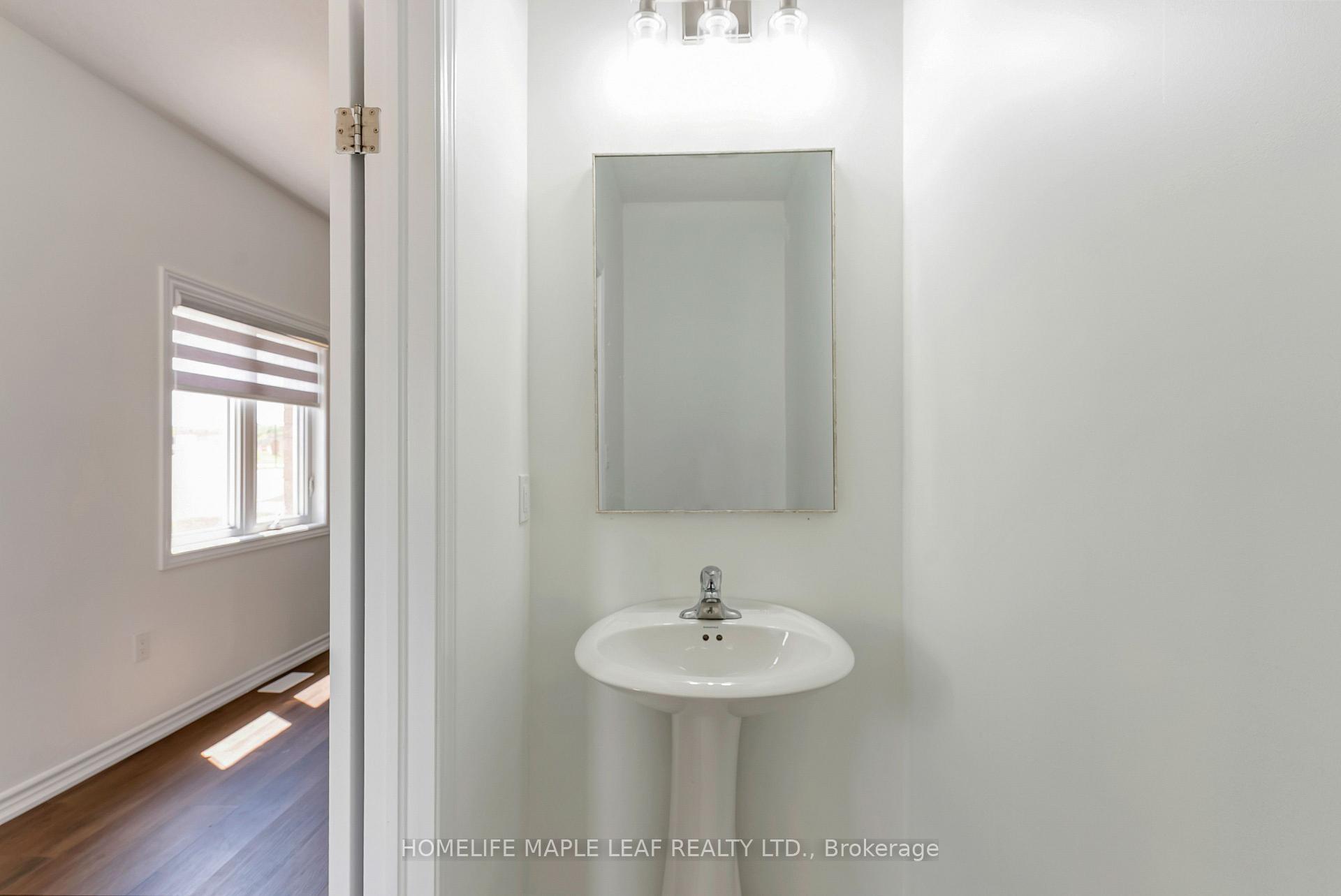 Photo 10 of 2751 Oriole Drive, London, South U — HOMEH