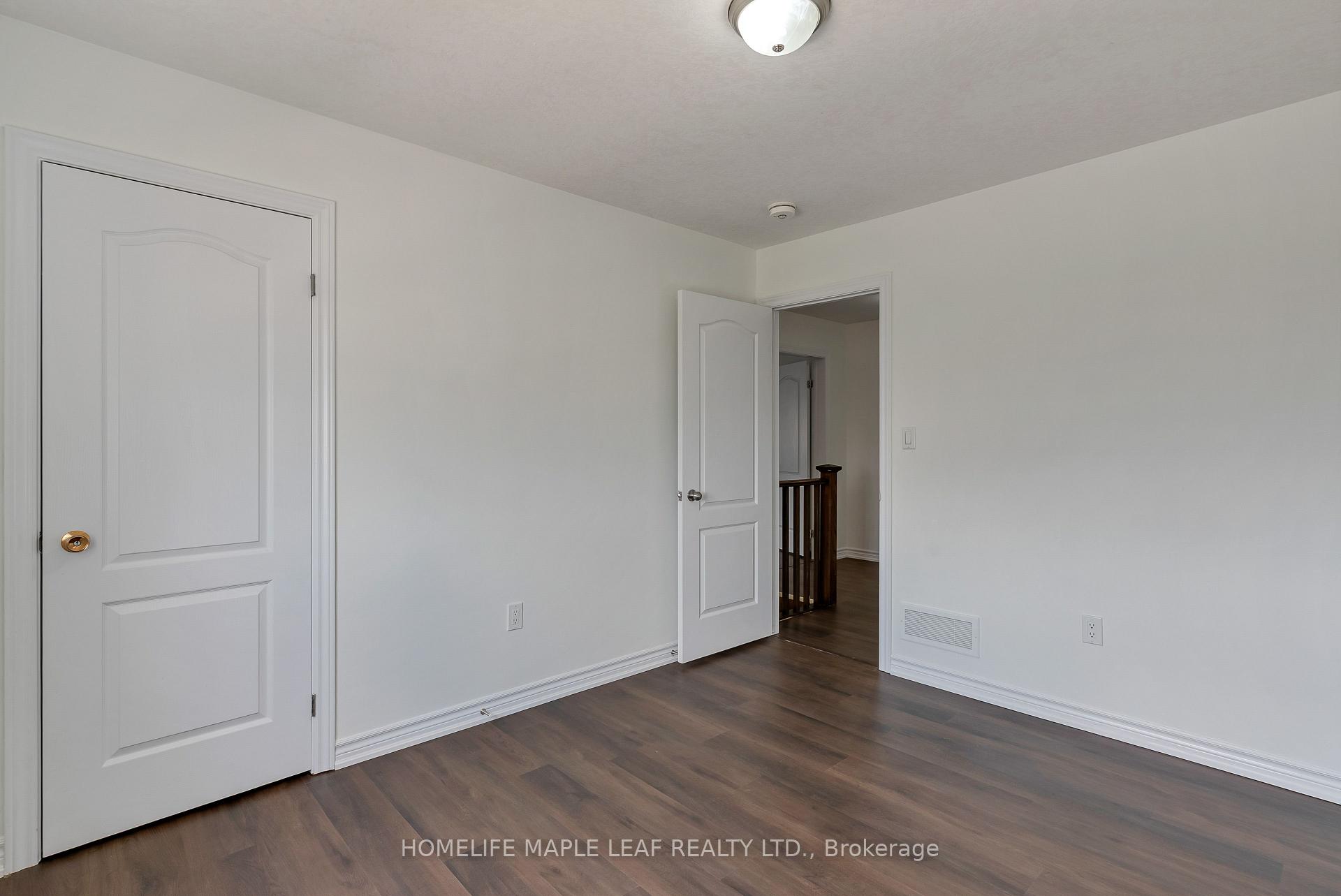 Photo 28 of 2751 Oriole Drive, London, South U — HOMEH