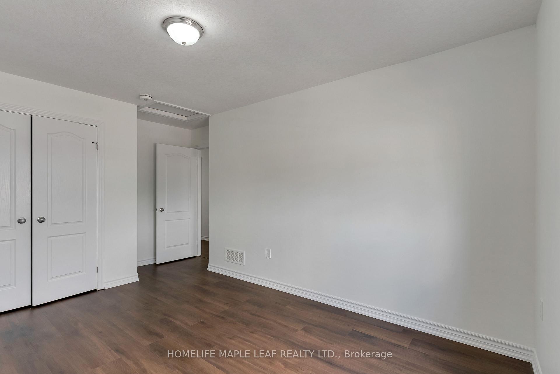 Photo 31 of 2751 Oriole Drive, London, South U — HOMEH