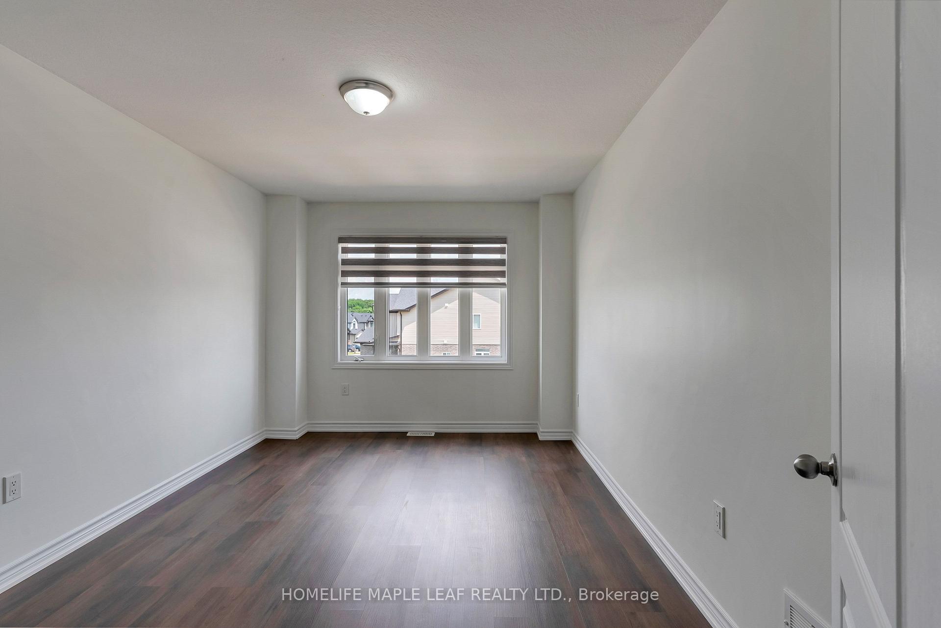 Photo 32 of 2751 Oriole Drive, London, South U — HOMEH