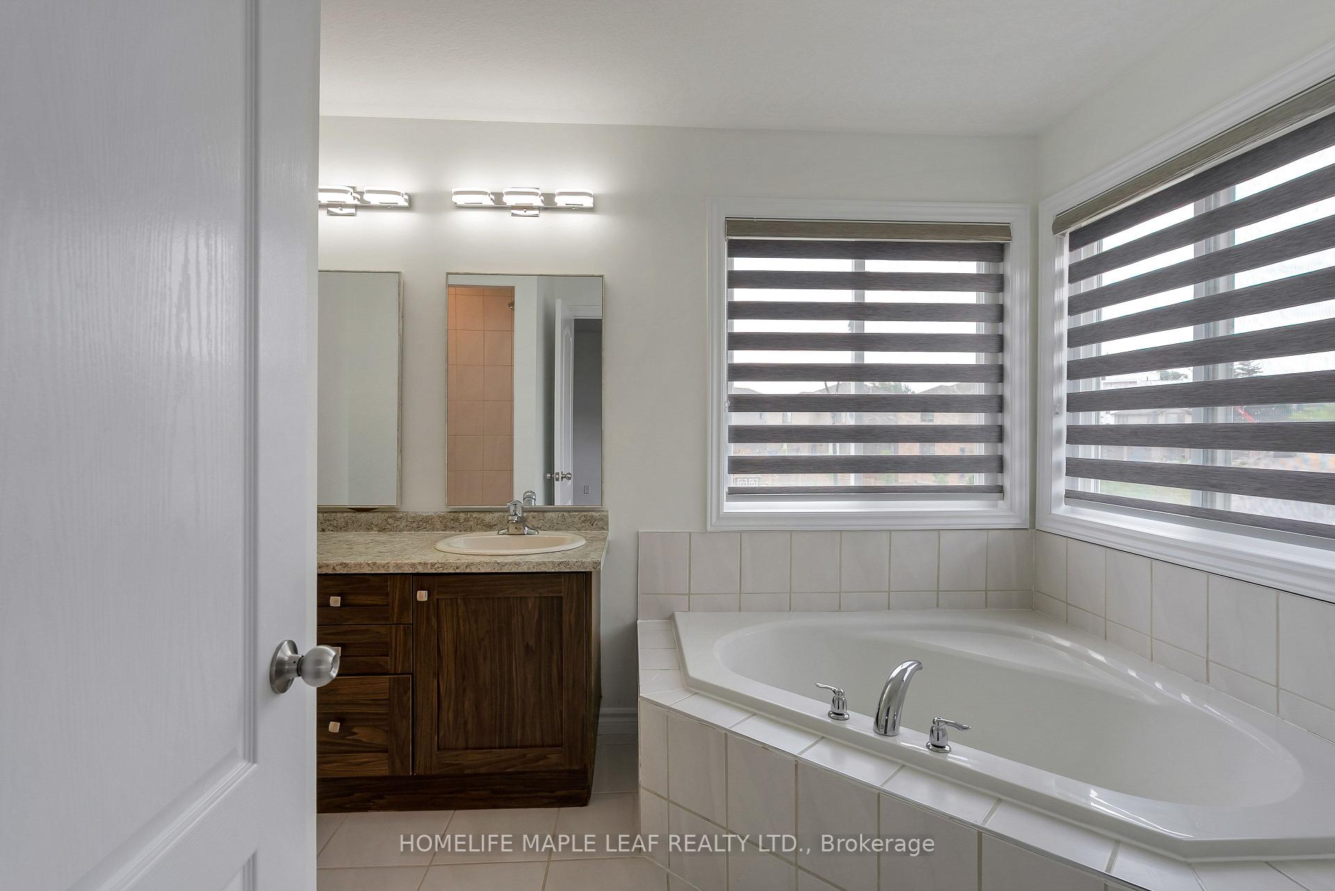 Photo 39 of 2751 Oriole Drive, London, South U — HOMEH