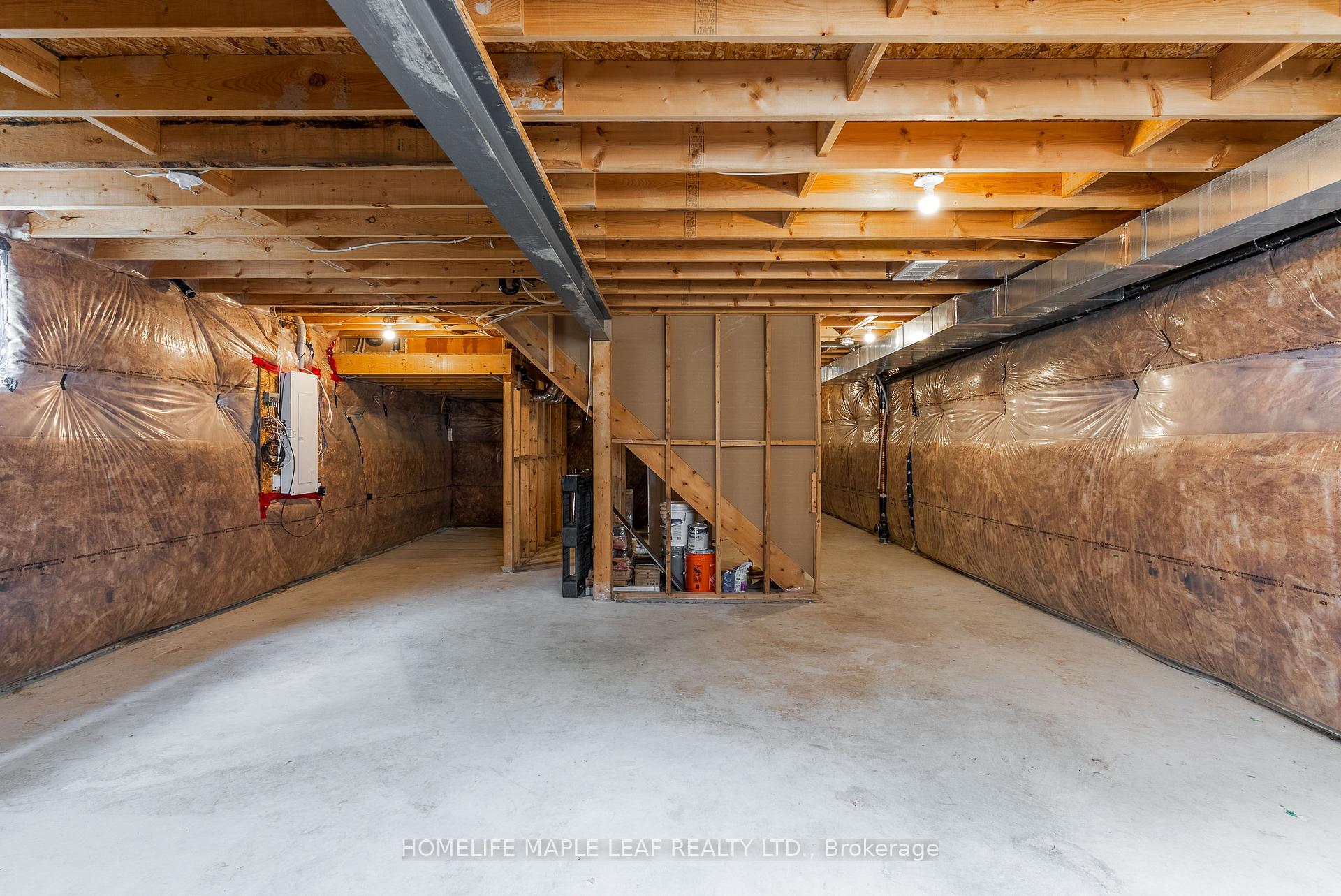 Photo 45 of 2751 Oriole Drive, London, South U — HOMEH