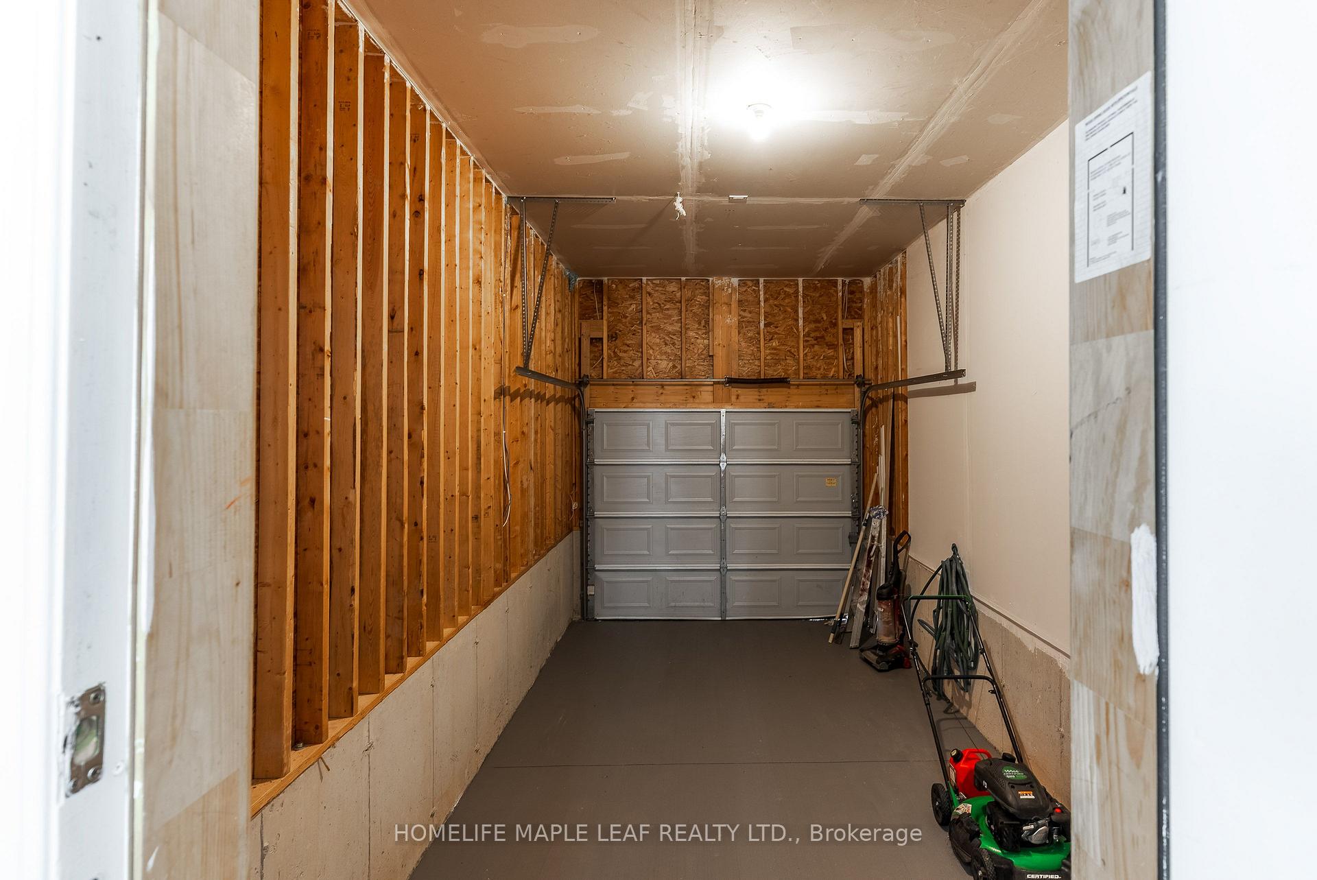 Photo 46 of 2751 Oriole Drive, London, South U — HOMEH
