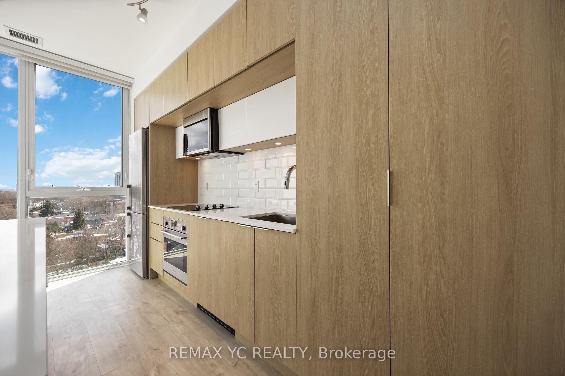 Photo 6 of Unit 801, 1 Belsize Drive, Toronto, Mount Pleasant West — HOMEH