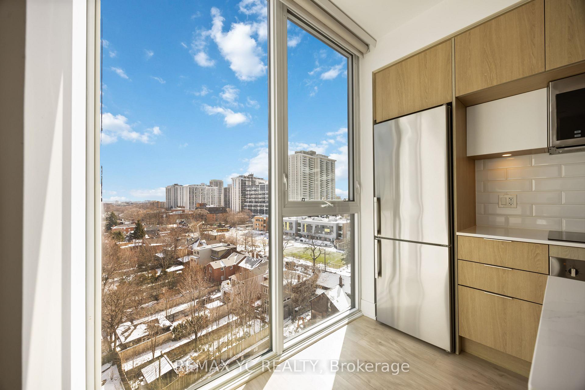Photo 7 of Unit 801, 1 Belsize Drive, Toronto, Mount Pleasant West — HOMEH