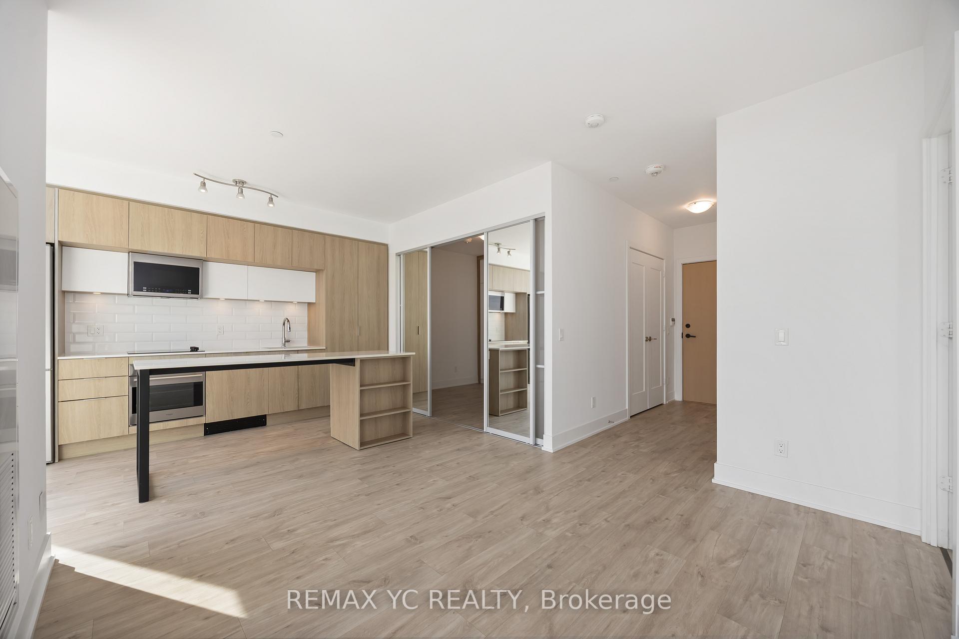 Photo 11 of Unit 801, 1 Belsize Drive, Toronto, Mount Pleasant West — HOMEH