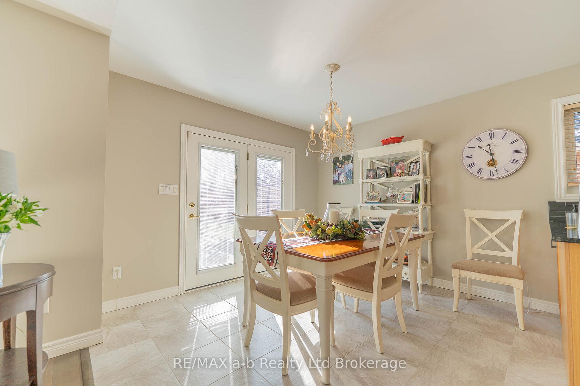 Photo 17 of 90 Weston Drive, Tillsonburg — HOMEH