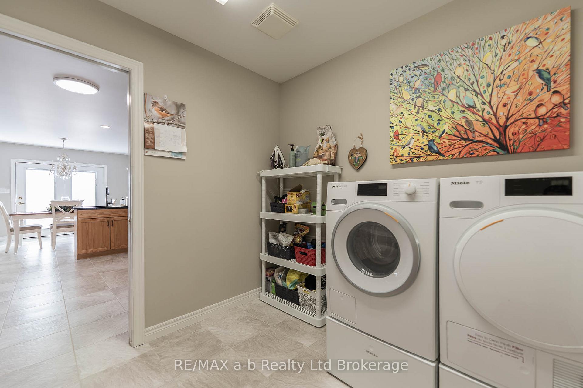 Photo 18 of 90 Weston Drive, Tillsonburg — HOMEH