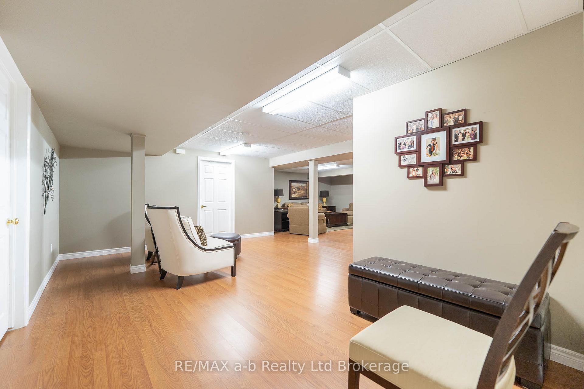 Photo 29 of 90 Weston Drive, Tillsonburg — HOMEH