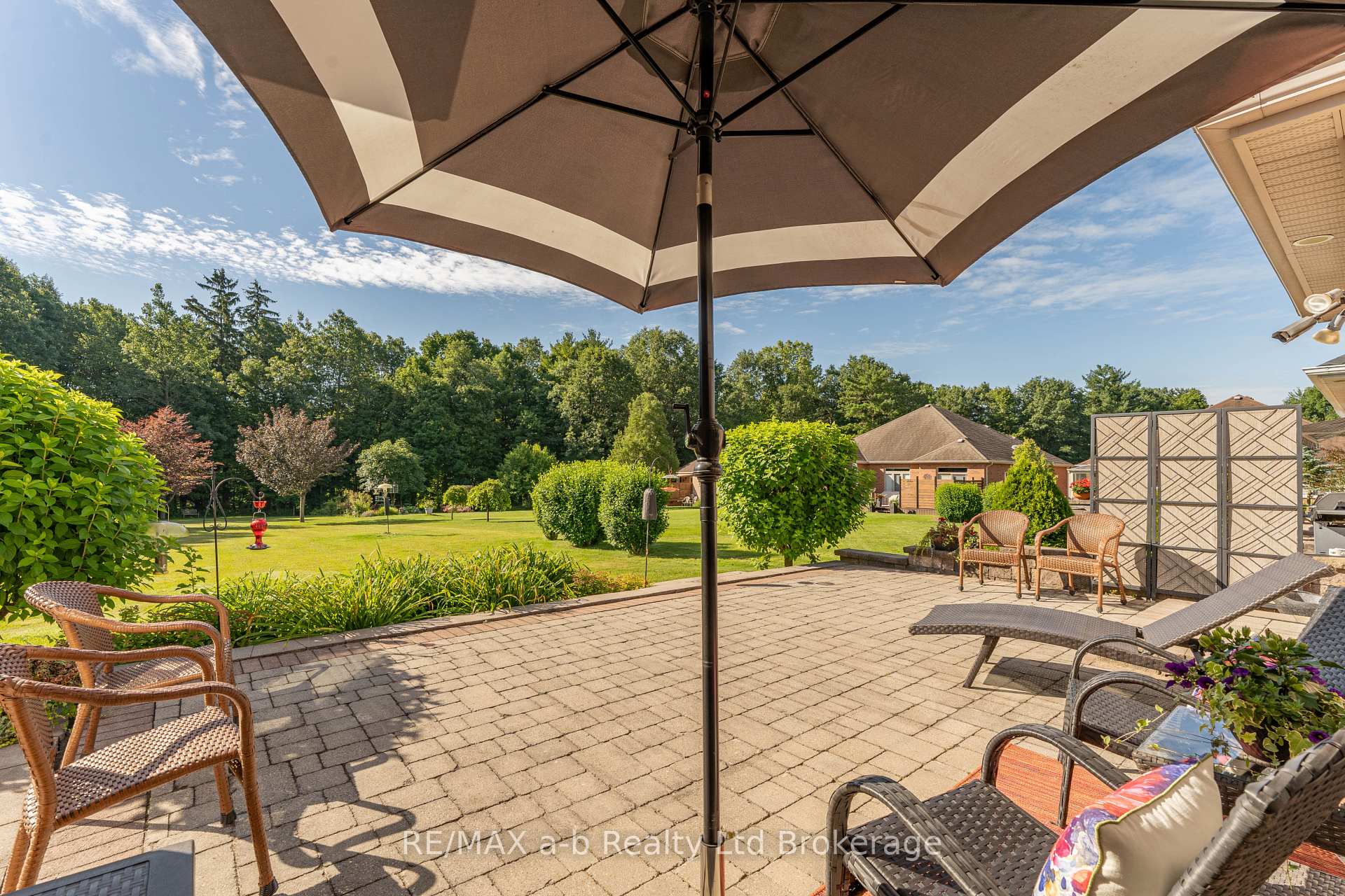 Photo 38 of 90 Weston Drive, Tillsonburg — HOMEH