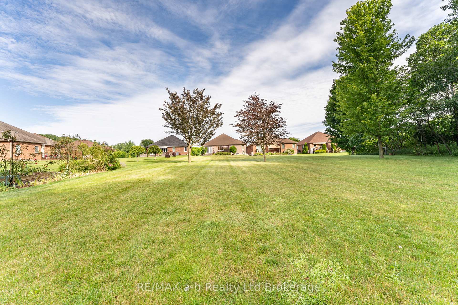 Photo 39 of 90 Weston Drive, Tillsonburg — HOMEH