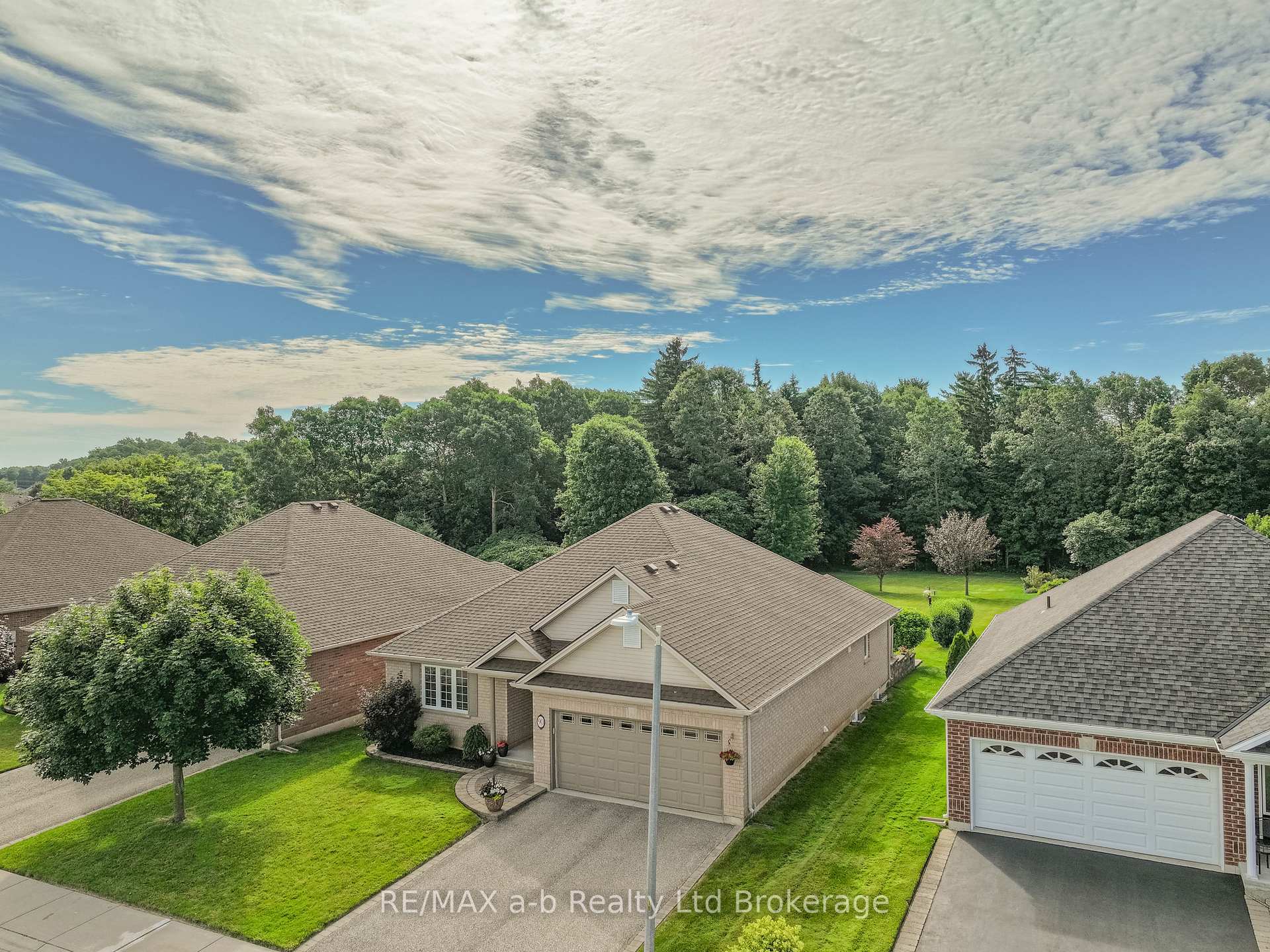 Photo 44 of 90 Weston Drive, Tillsonburg — HOMEH