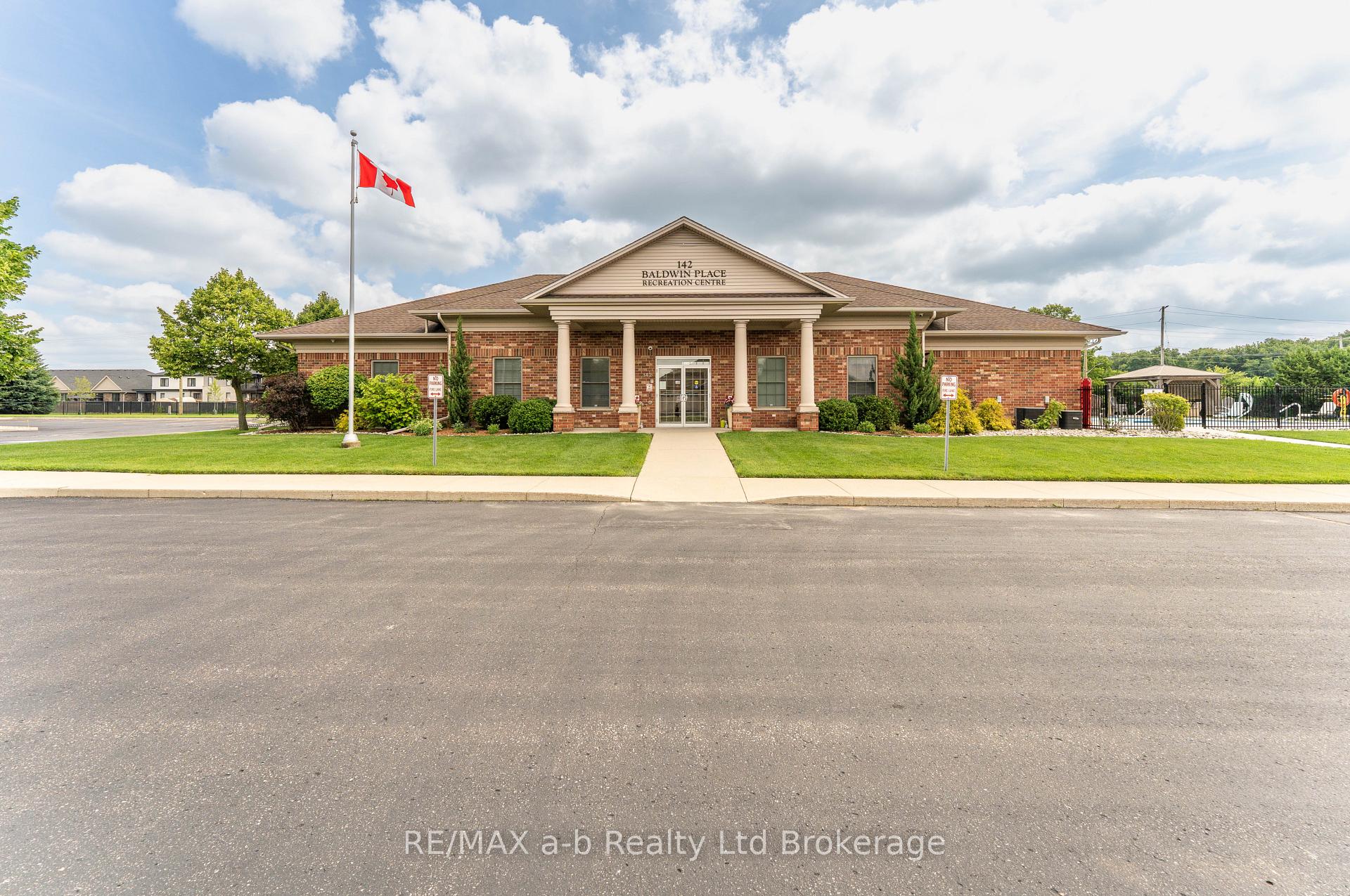 Photo 49 of 90 Weston Drive, Tillsonburg — HOMEH