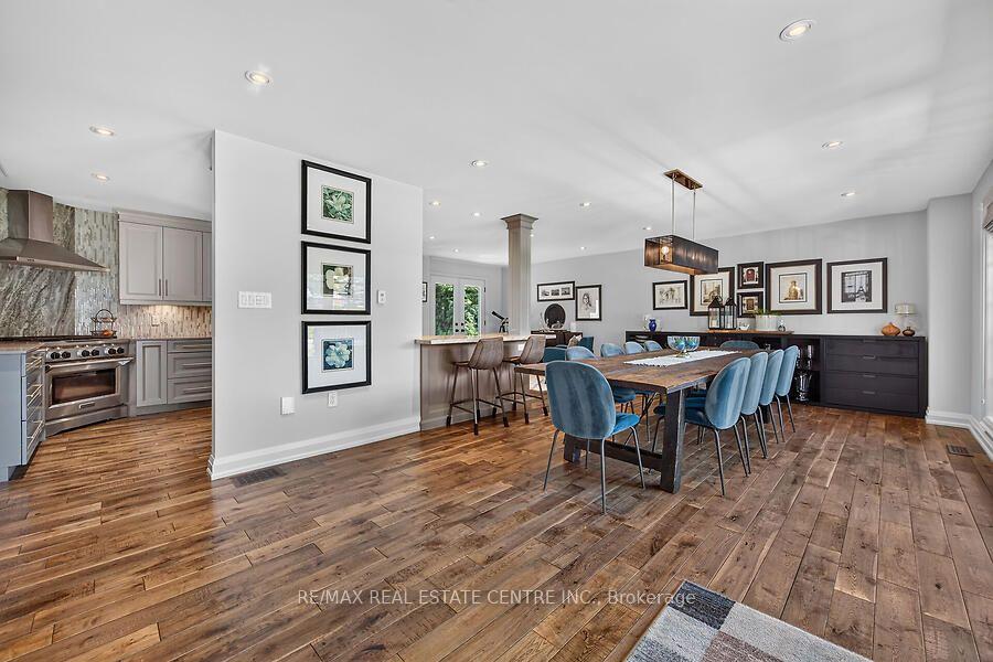 Photo 4 of 26 Freeland Court, Hamilton, Westdale — HOMEH