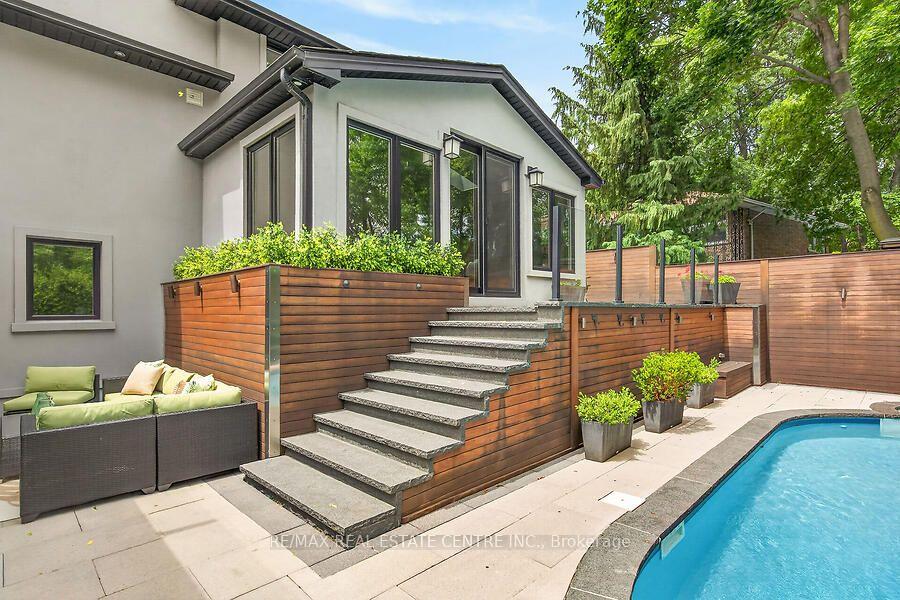 Photo 37 of 26 Freeland Court, Hamilton, Westdale — HOMEH